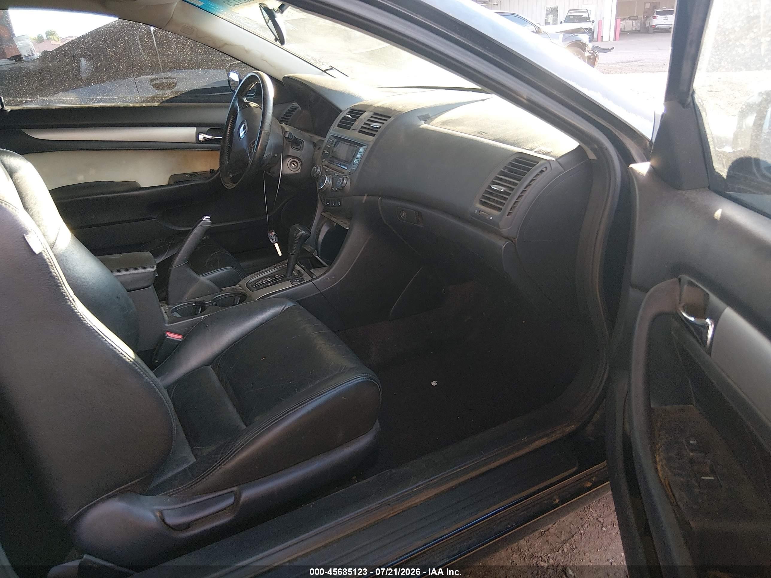 2003 Honda Accord Cpe Ex Черный vin: 1HGCM82613A007766