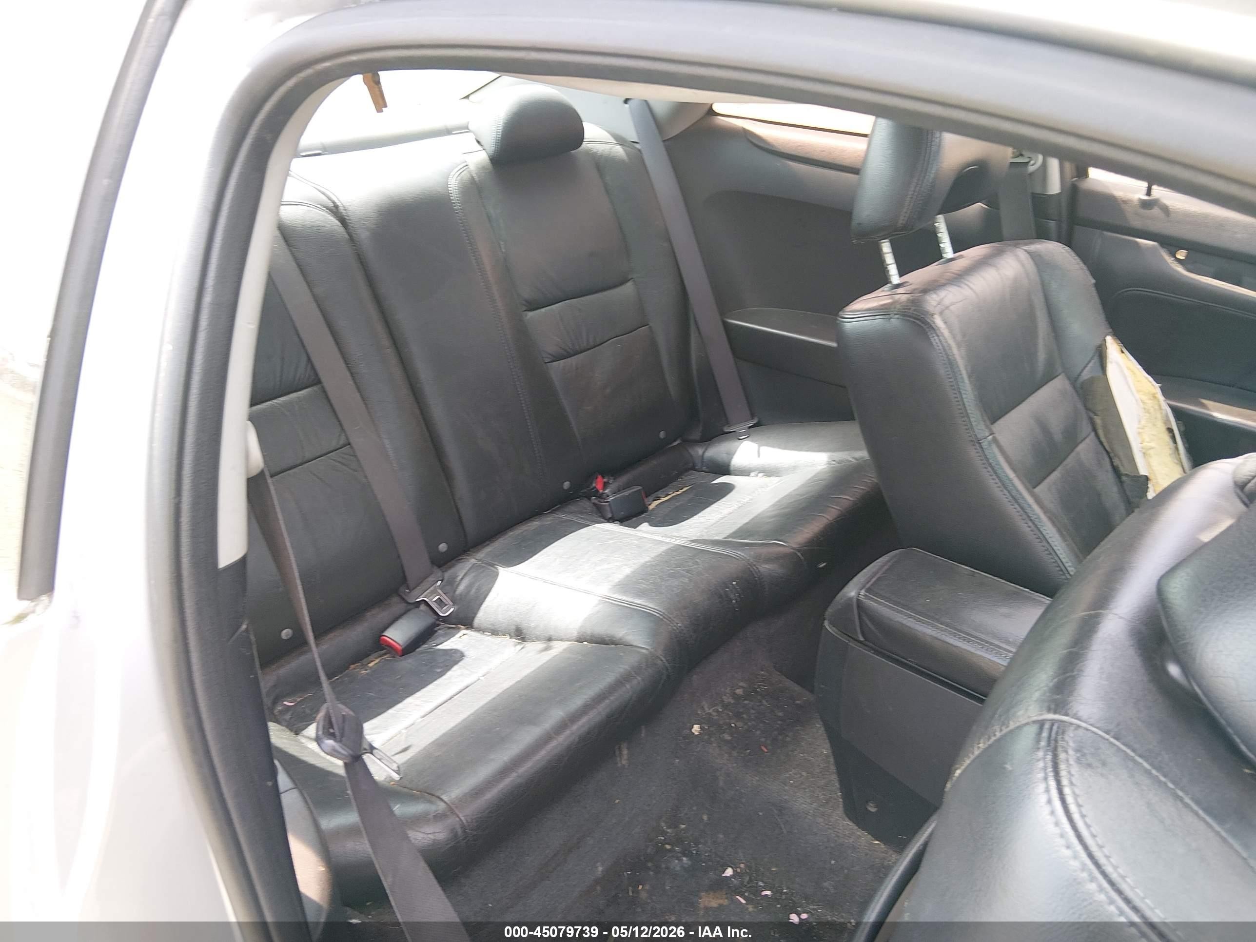2004 Honda Accord 3.0 Ex Silver vin: 1HGCM82614A009650