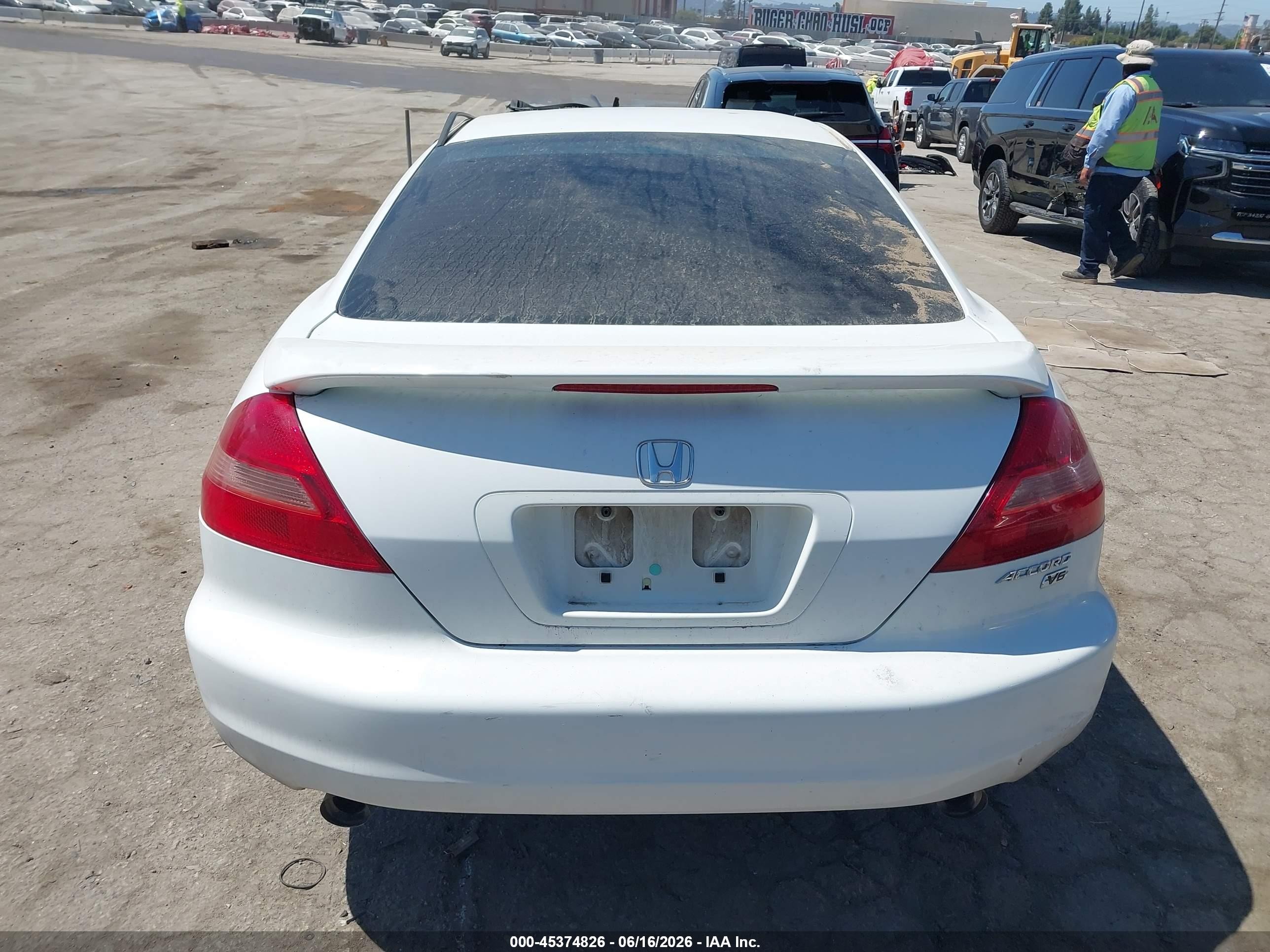 2003 Honda Accord Cpe Ex White vin: 1HGCM82623A023846
