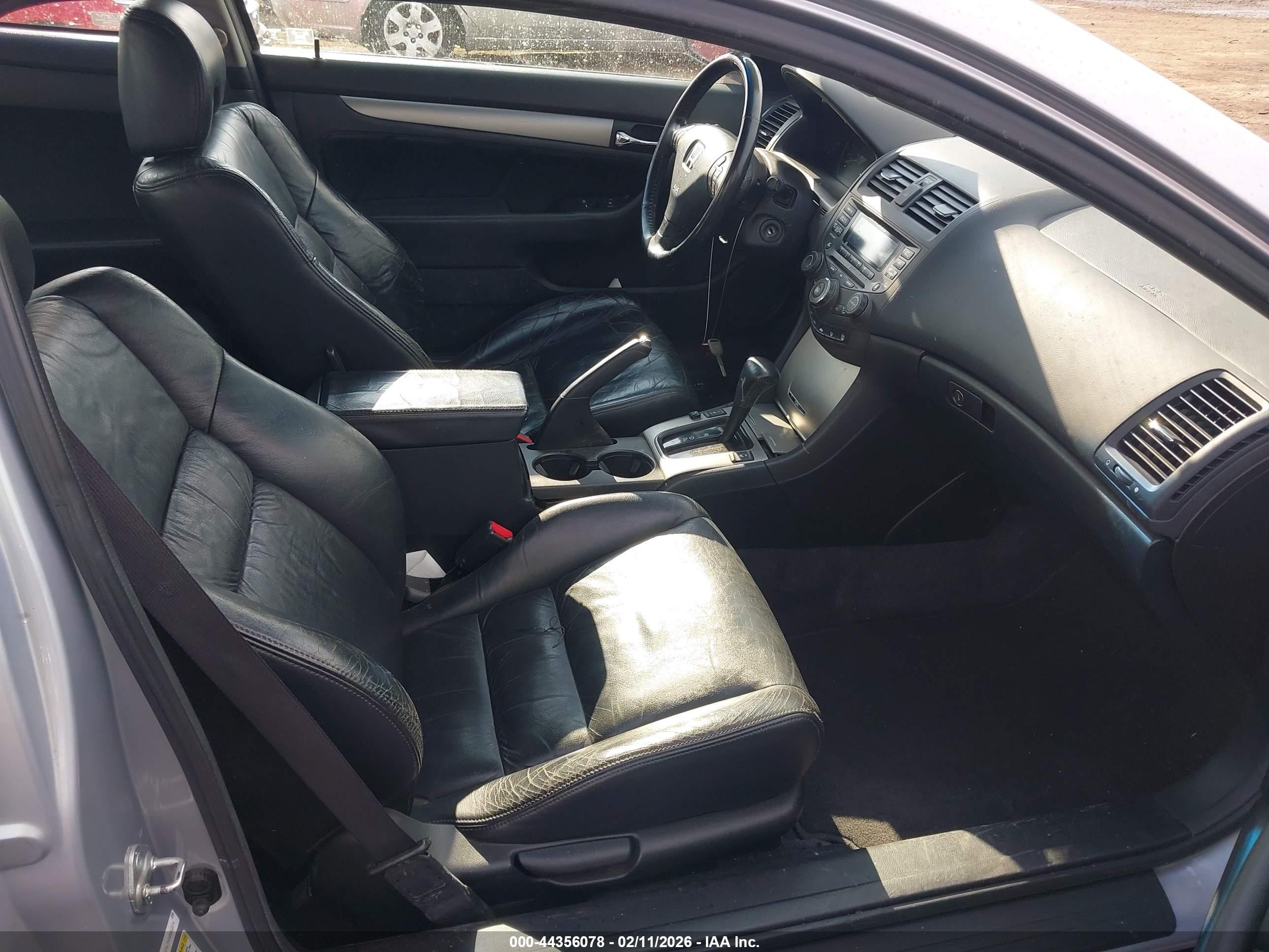2005 Honda Accord Cpe Ex-l V6 Серебряный vin: 1HGCM82625A006824