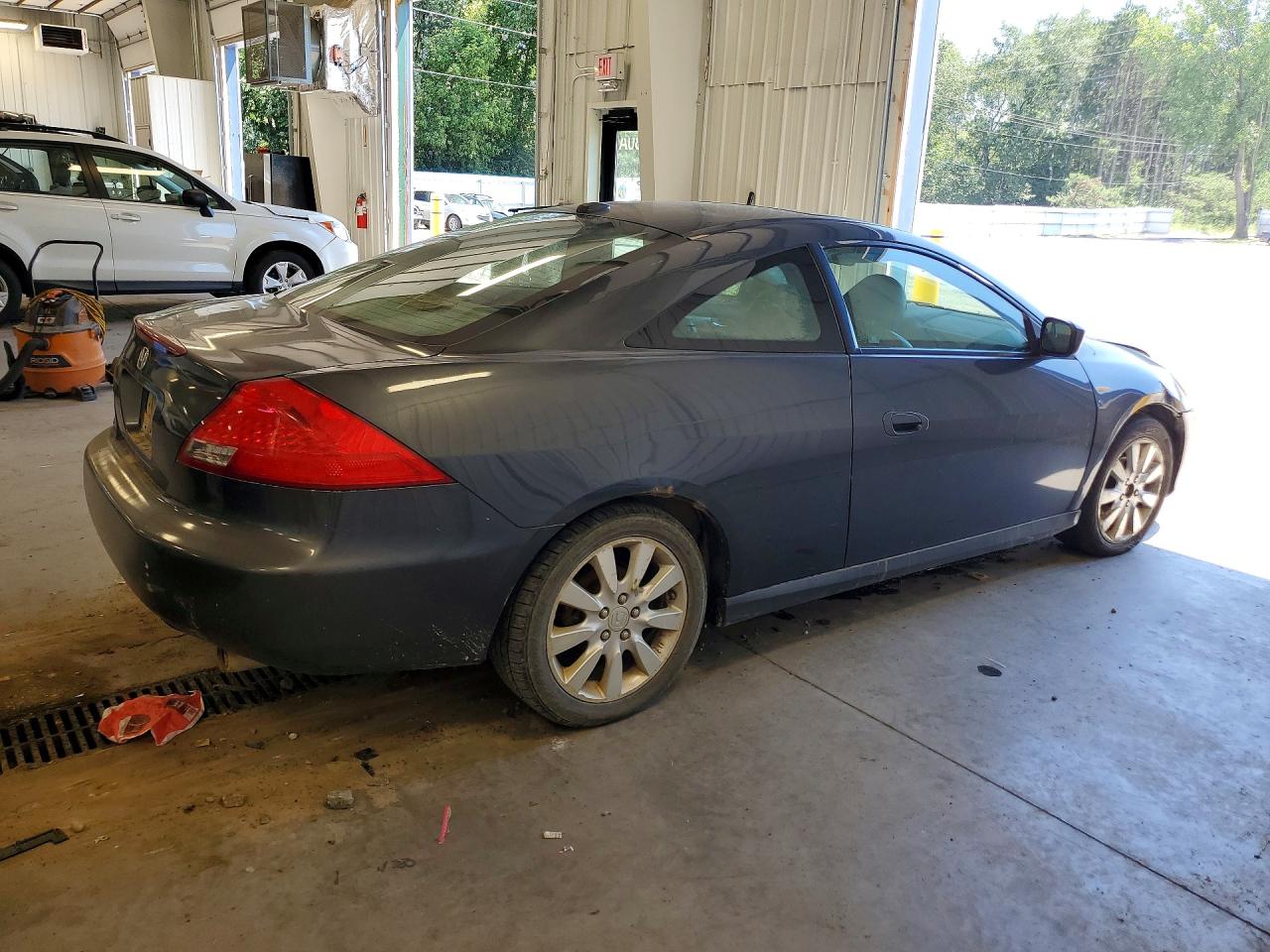 2006 Honda Accord Ex Silver vin: 1HGCM82626A000216