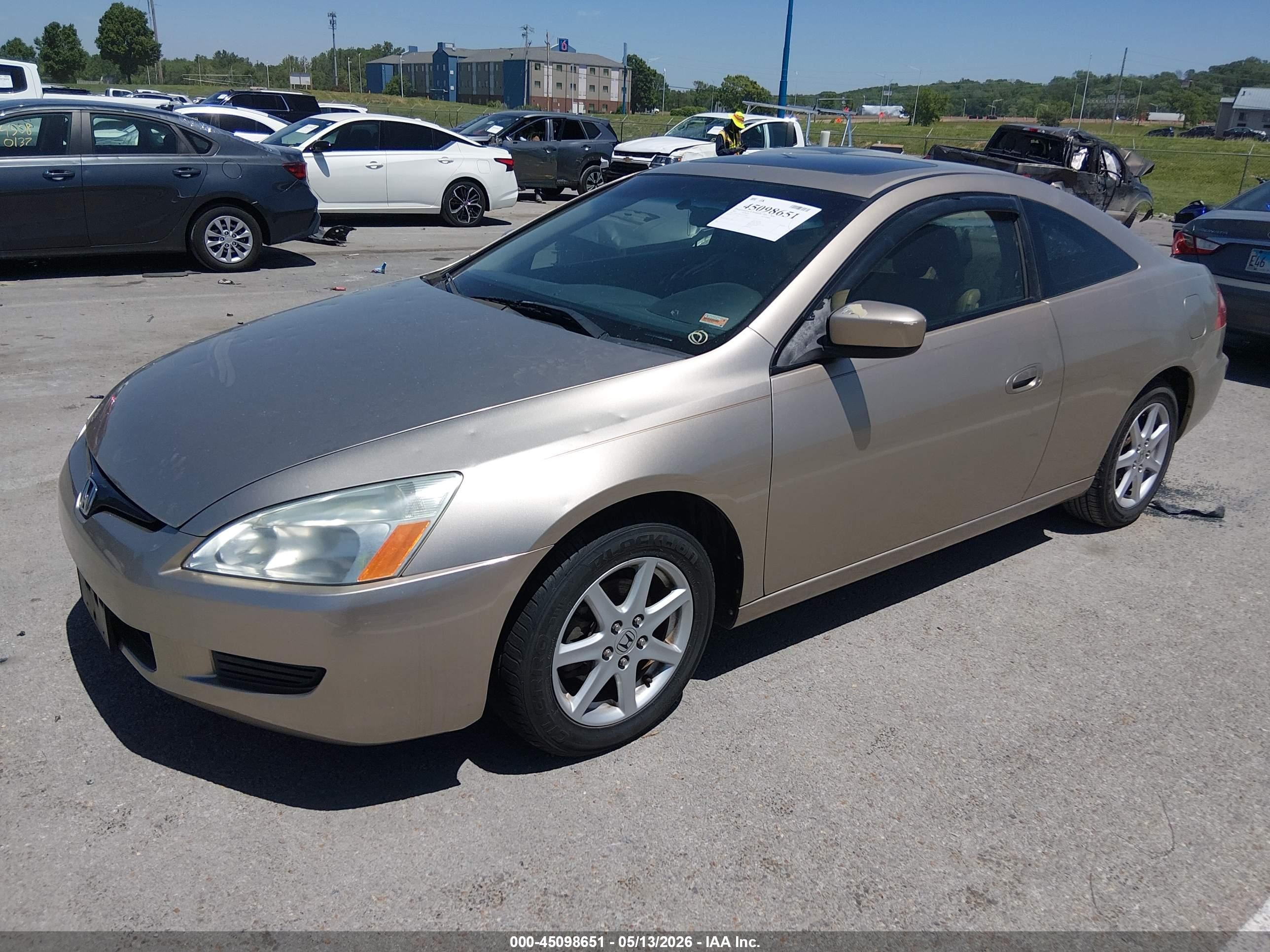 2003 Honda Accord 3.0 Ex Золотой vin: 1HGCM82633A022950
