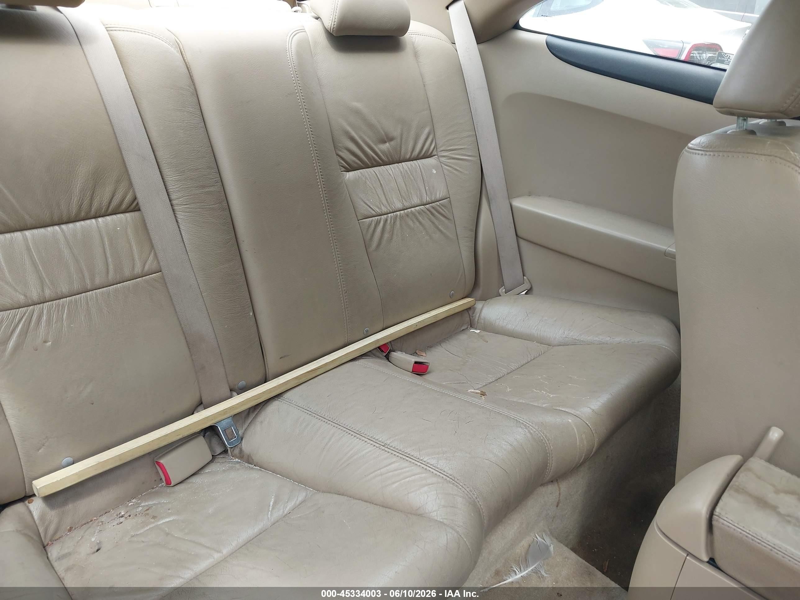 2003 Honda Accord 3.0 Ex White vin: 1HGCM82633A036895