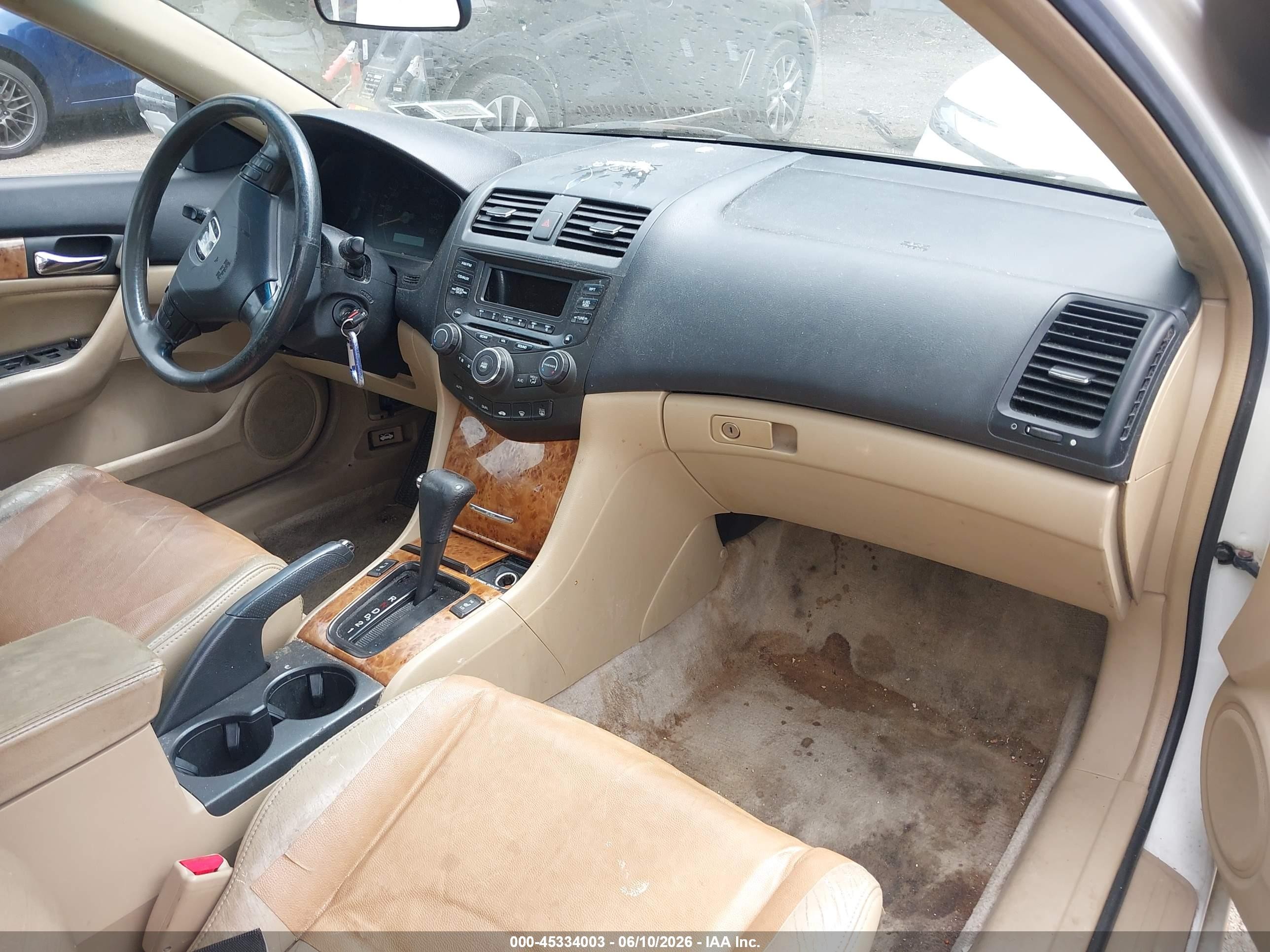 2003 Honda Accord 3.0 Ex White vin: 1HGCM82633A036895