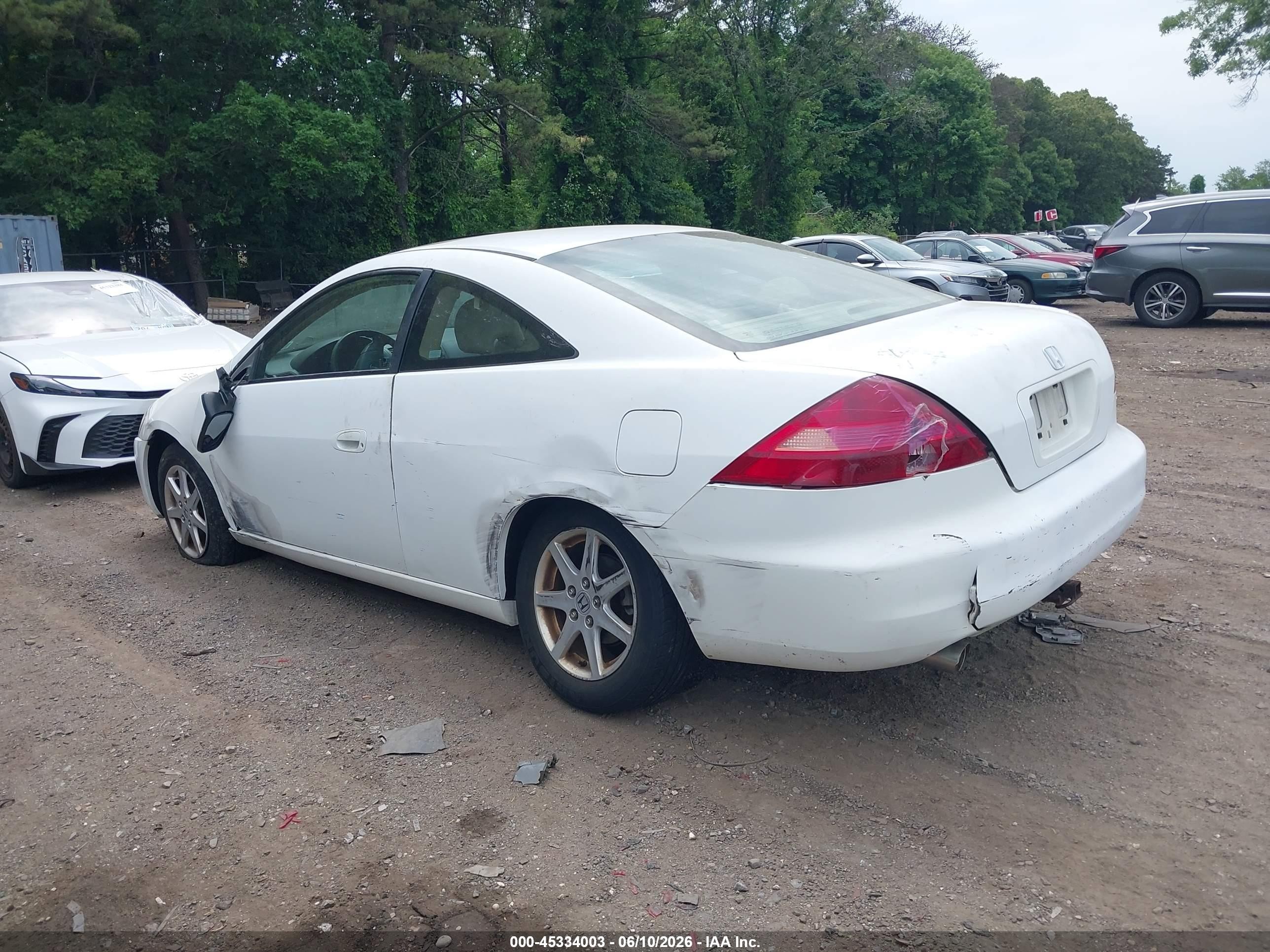 2003 Honda Accord 3.0 Ex White vin: 1HGCM82633A036895