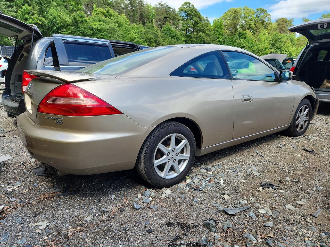 2003 Honda Accord Ex Gold vin: 1HGCM82643A010435