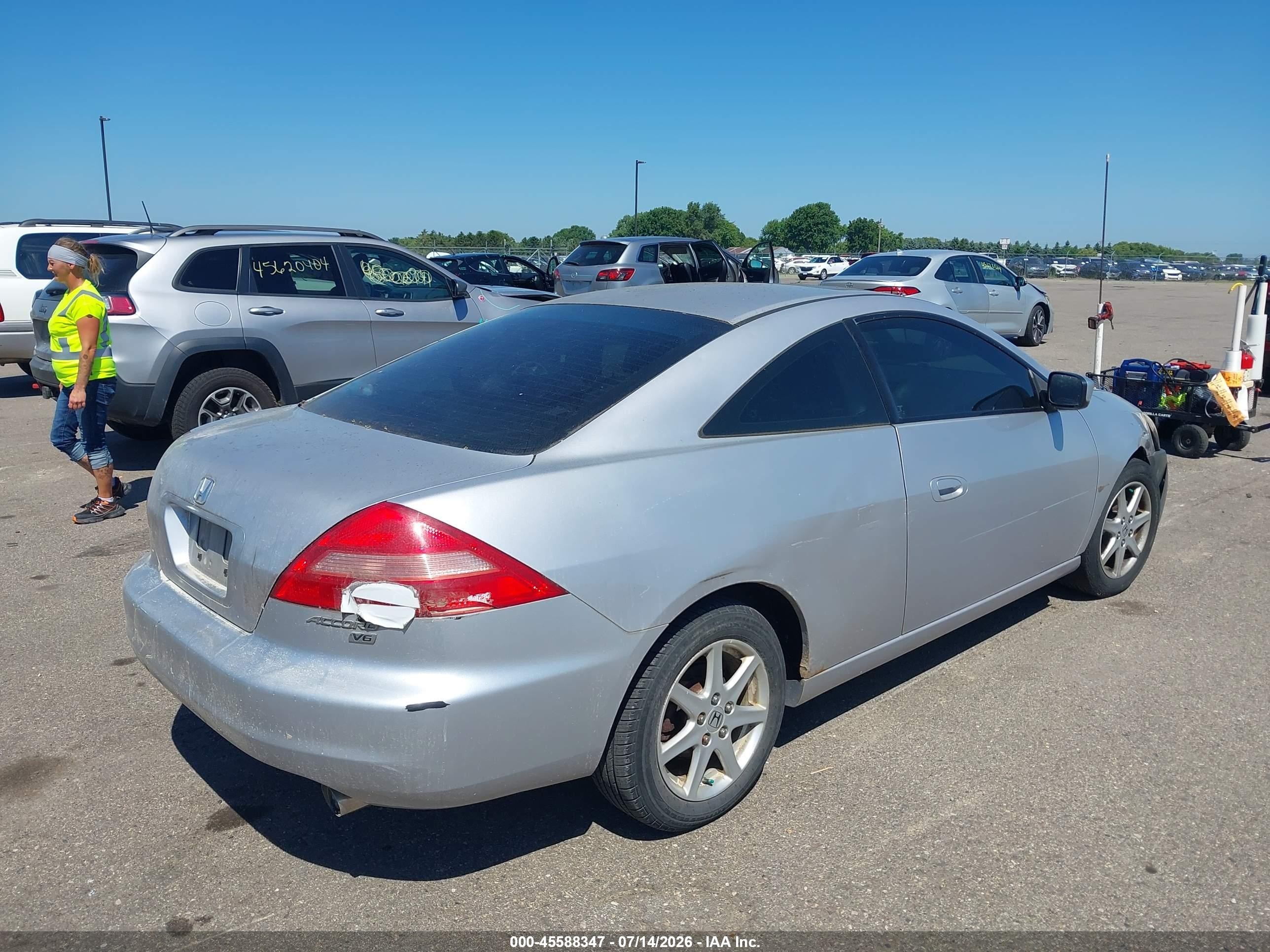 2003 Honda Accord Cpe Ex Silver vin: 1HGCM82653A037904