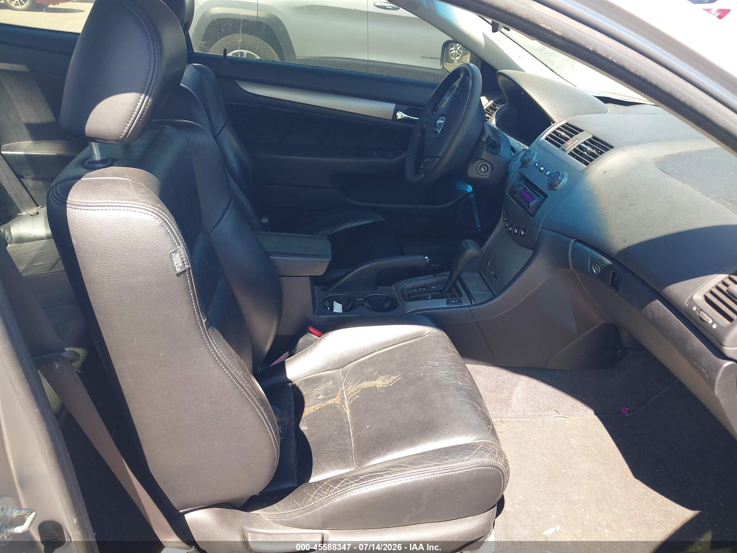 2003 Honda Accord Cpe Ex Silver vin: 1HGCM82653A037904