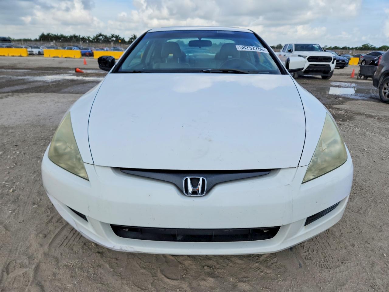2004 Honda Accord Ex White vin: 1HGCM82674A010463