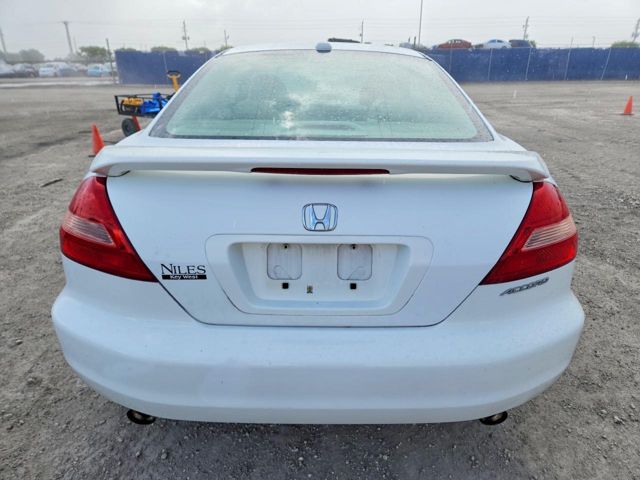 2004 Honda Accord Ex White vin: 1HGCM82674A010463