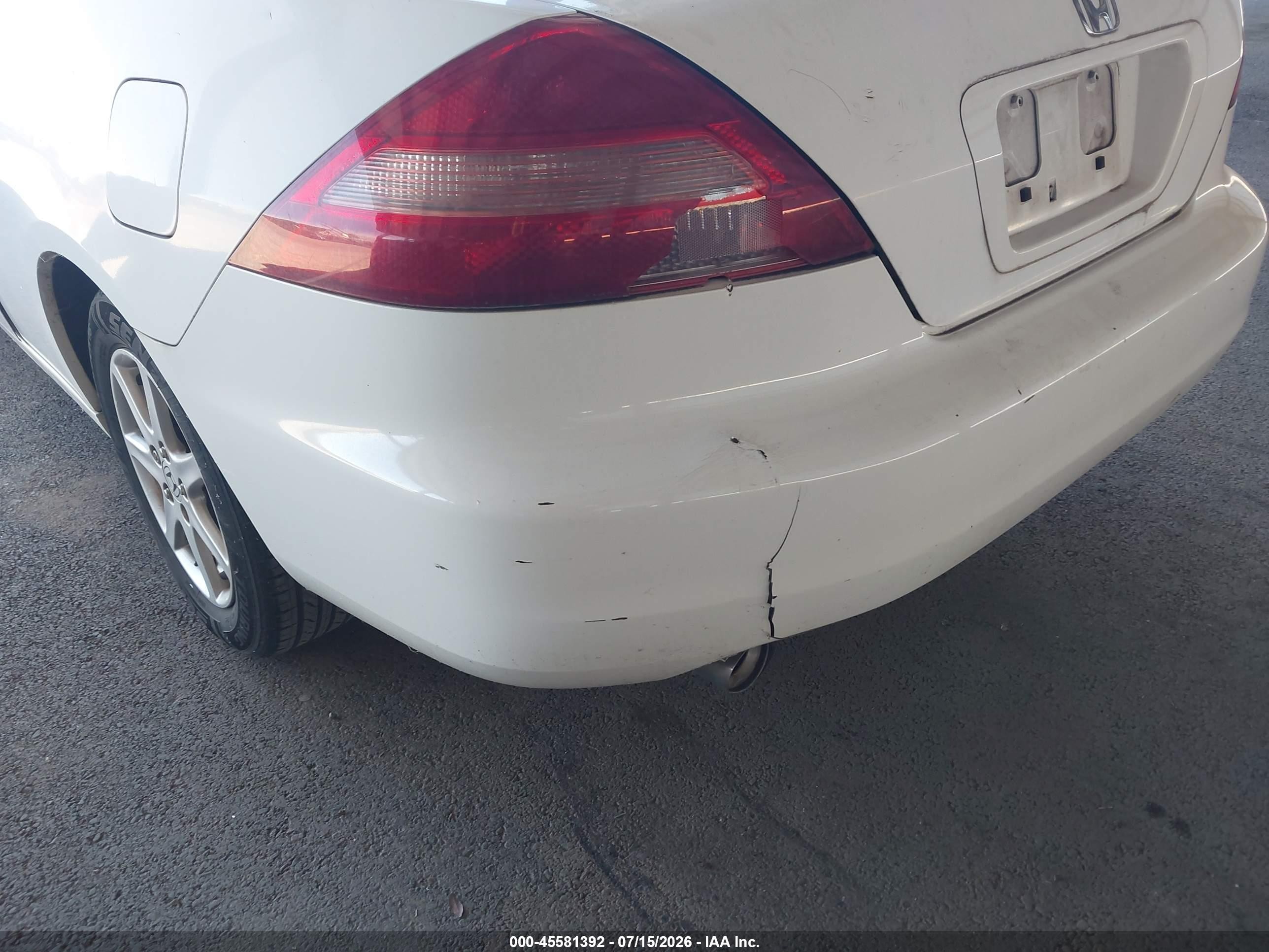 2004 Honda Accord 3.0 Ex White vin: 1HGCM82674A015128