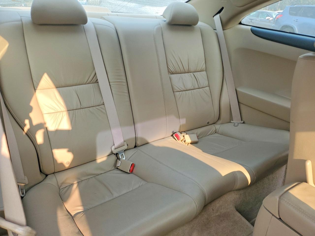 2005 Honda Accord Ex Gold vin: 1HGCM82675A011808