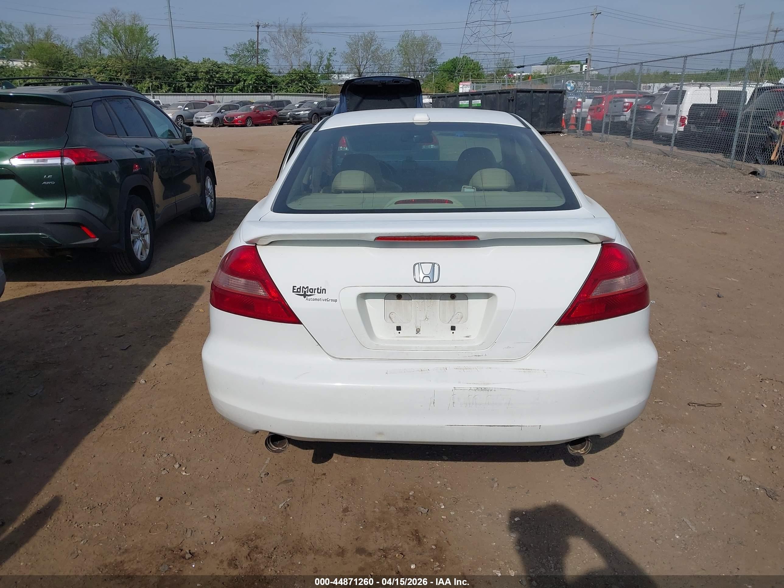 2005 Honda Accord Cpe Ex-l V6 White vin: 1HGCM82675A014336