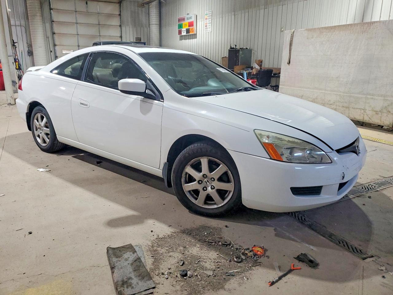 2005 Honda Accord Ex White vin: 1HGCM826X5A000396