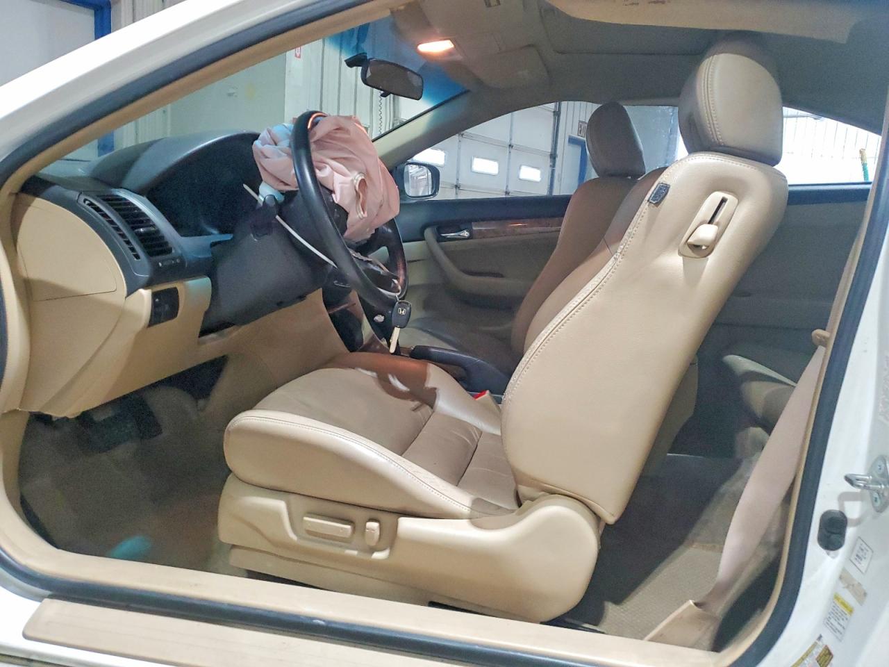 2005 Honda Accord Ex White vin: 1HGCM826X5A000396