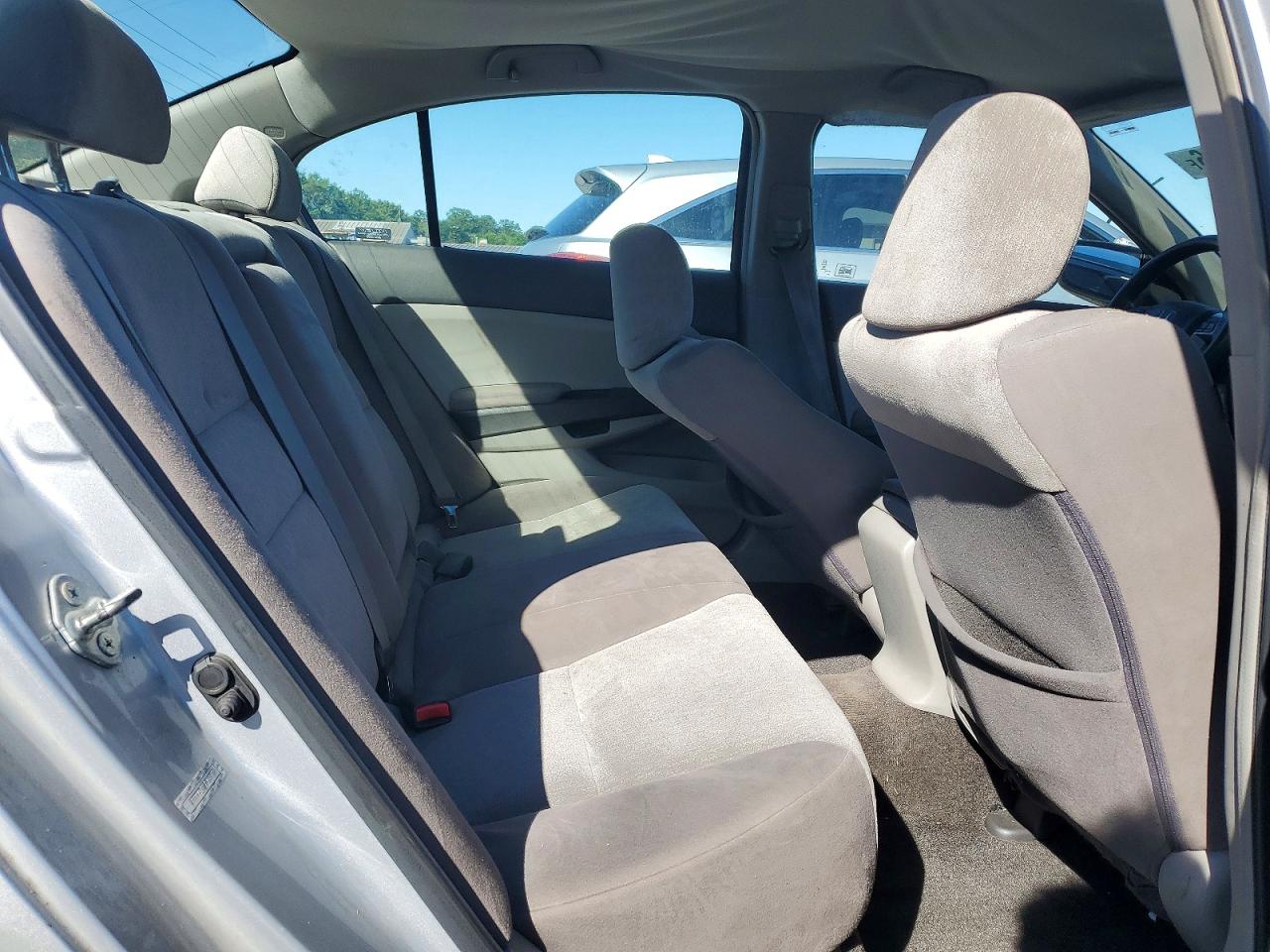 2009 Honda Accord Lx Серебряный vin: 1HGCP25329A163331