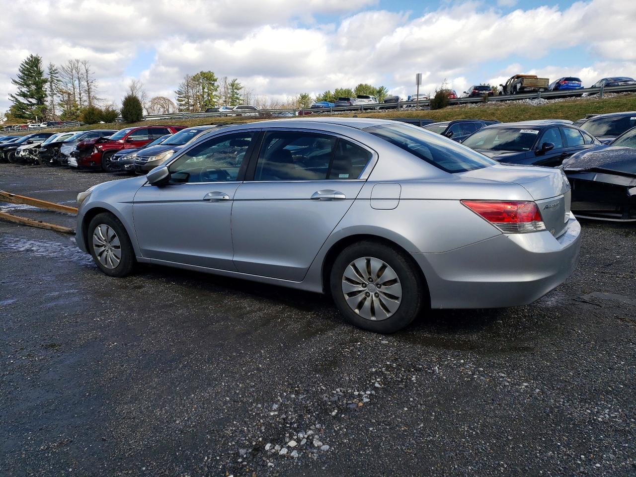 2008 Honda Accord Lx Silver vin: 1HGCP25378A035830