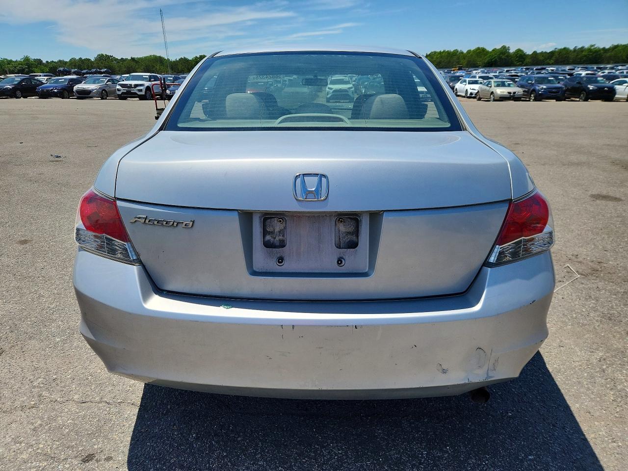2008 Honda Accord Lx Silver vin: 1HGCP25388A102189