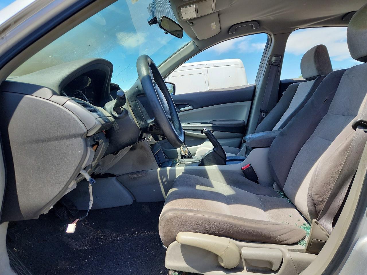 2008 Honda Accord Lx Silver vin: 1HGCP25388A102189