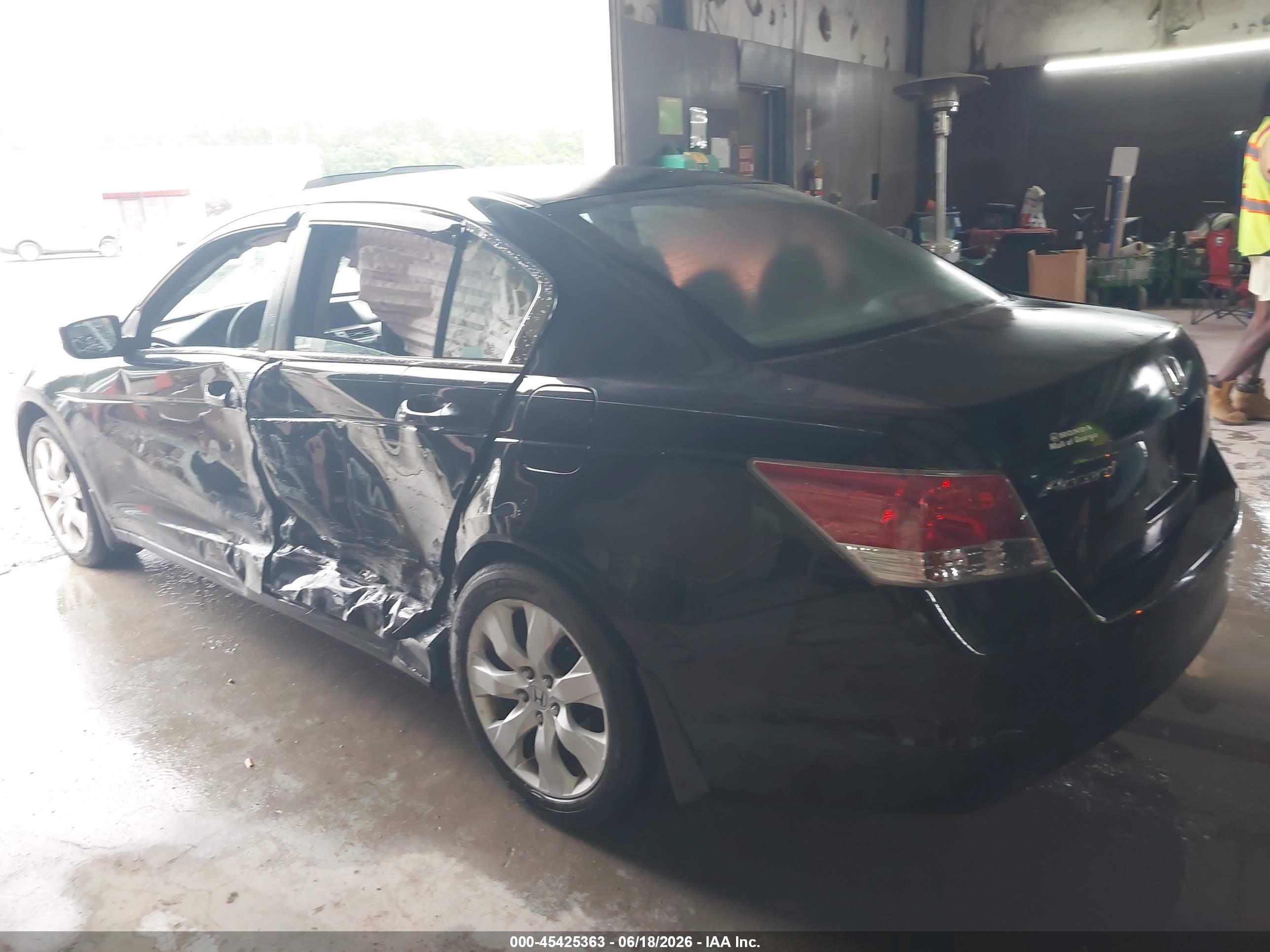 2008 Honda Accord 2.4 Ex Черный vin: 1HGCP25708A014319