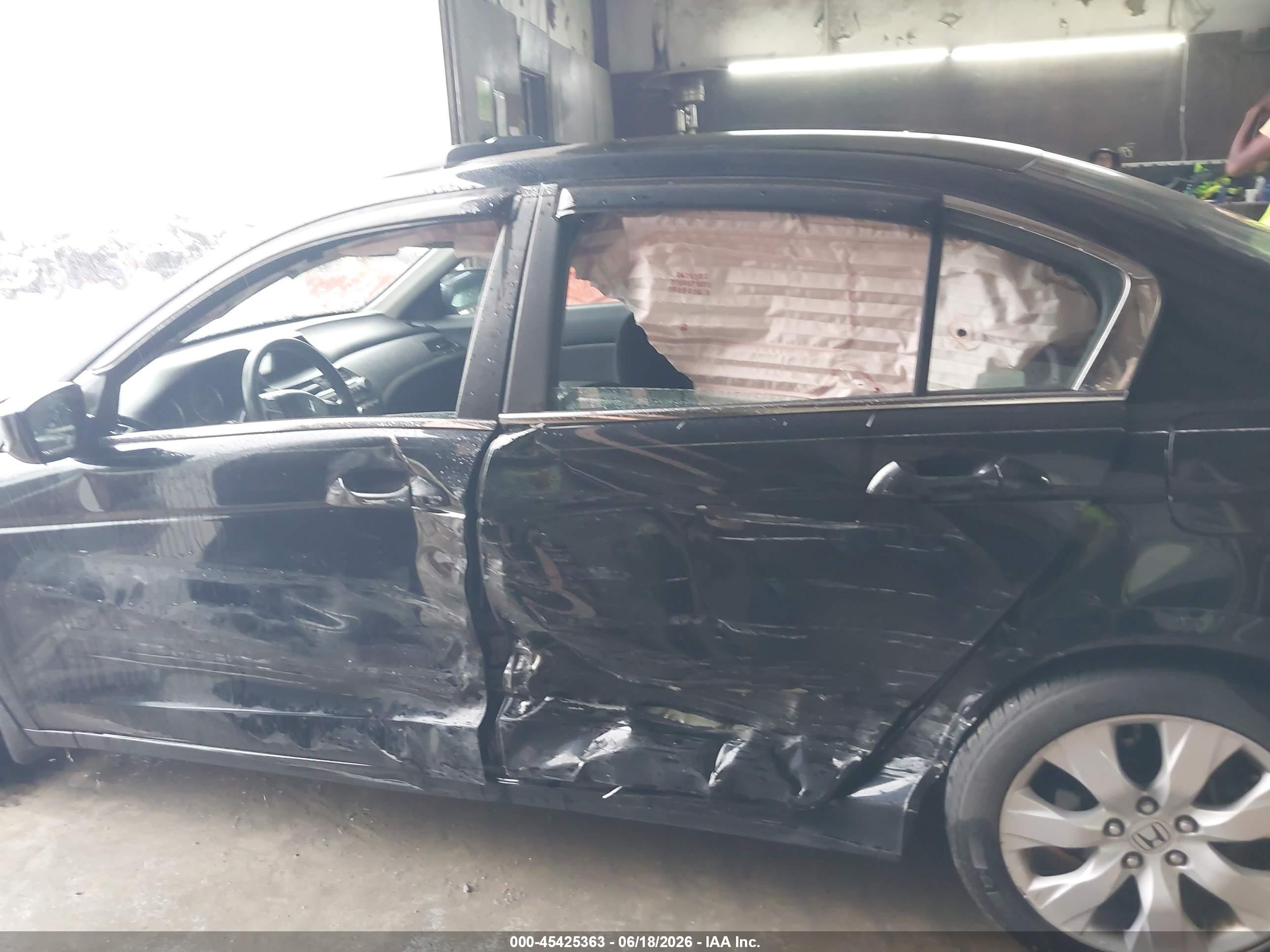 2008 Honda Accord 2.4 Ex Черный vin: 1HGCP25708A014319