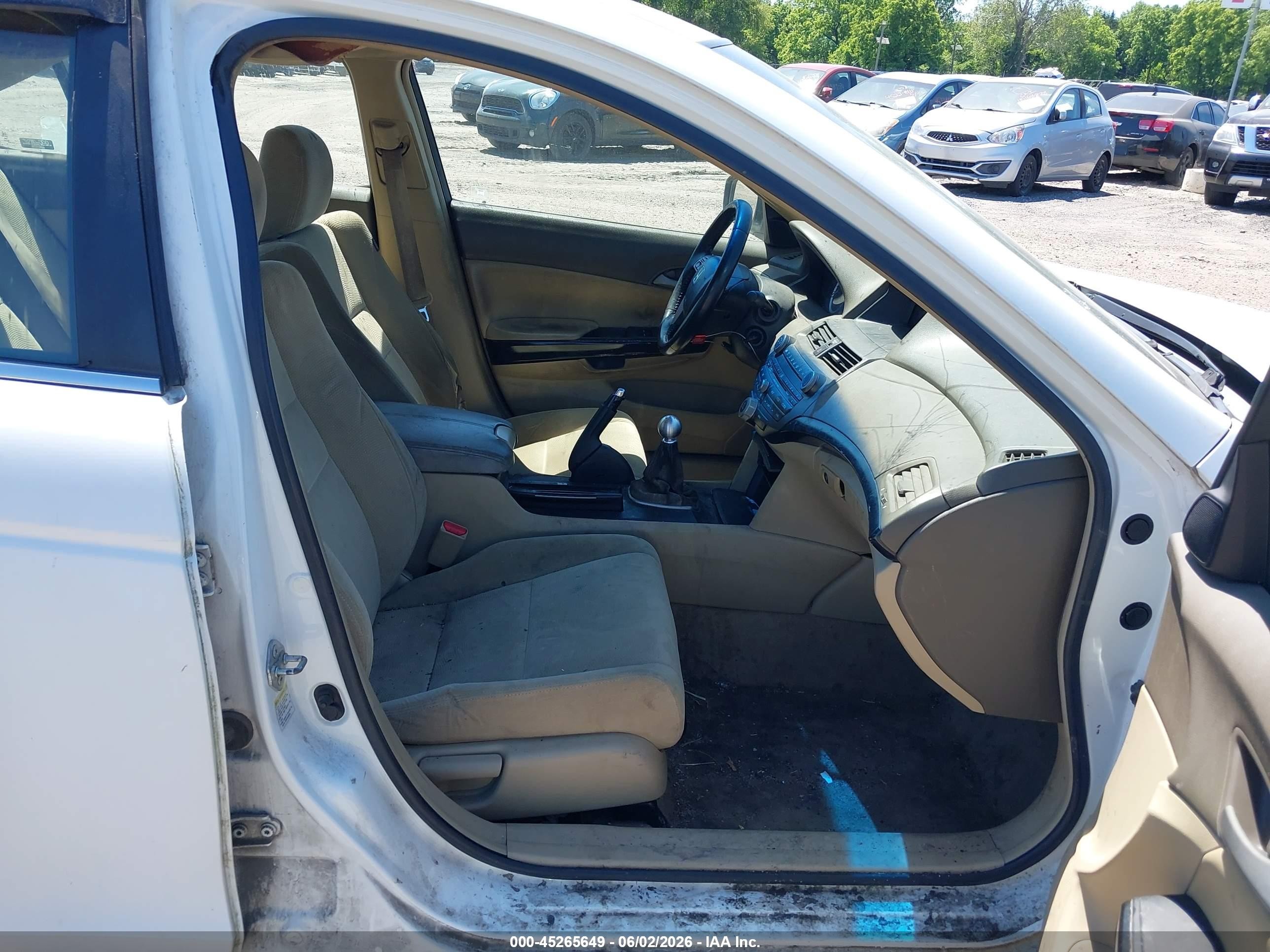 2008 Honda Accord 2.4 Ex White vin: 1HGCP25778A006301