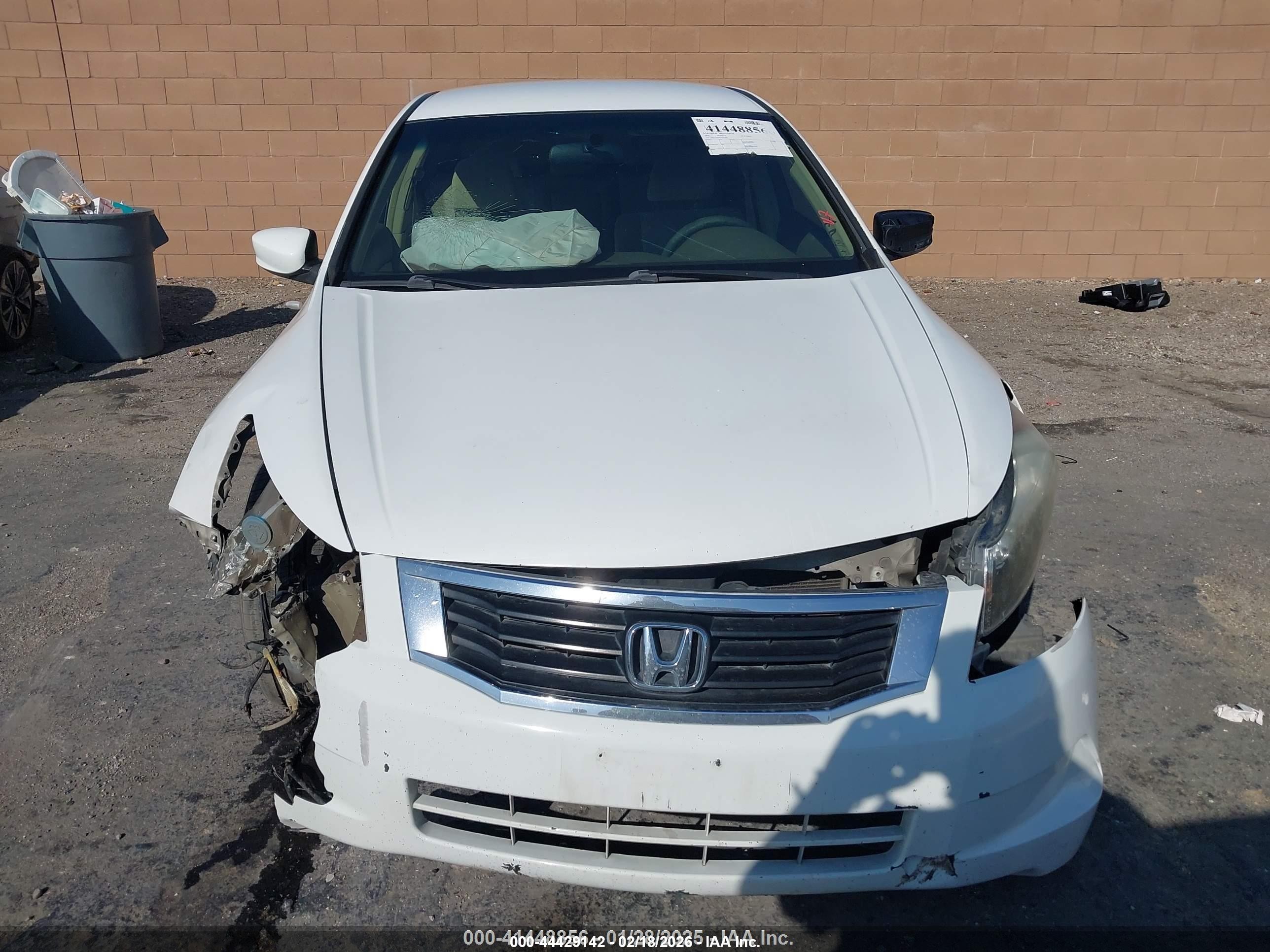 2008 Honda Accord 2.4 Lx White vin: 1HGCP26308A117980