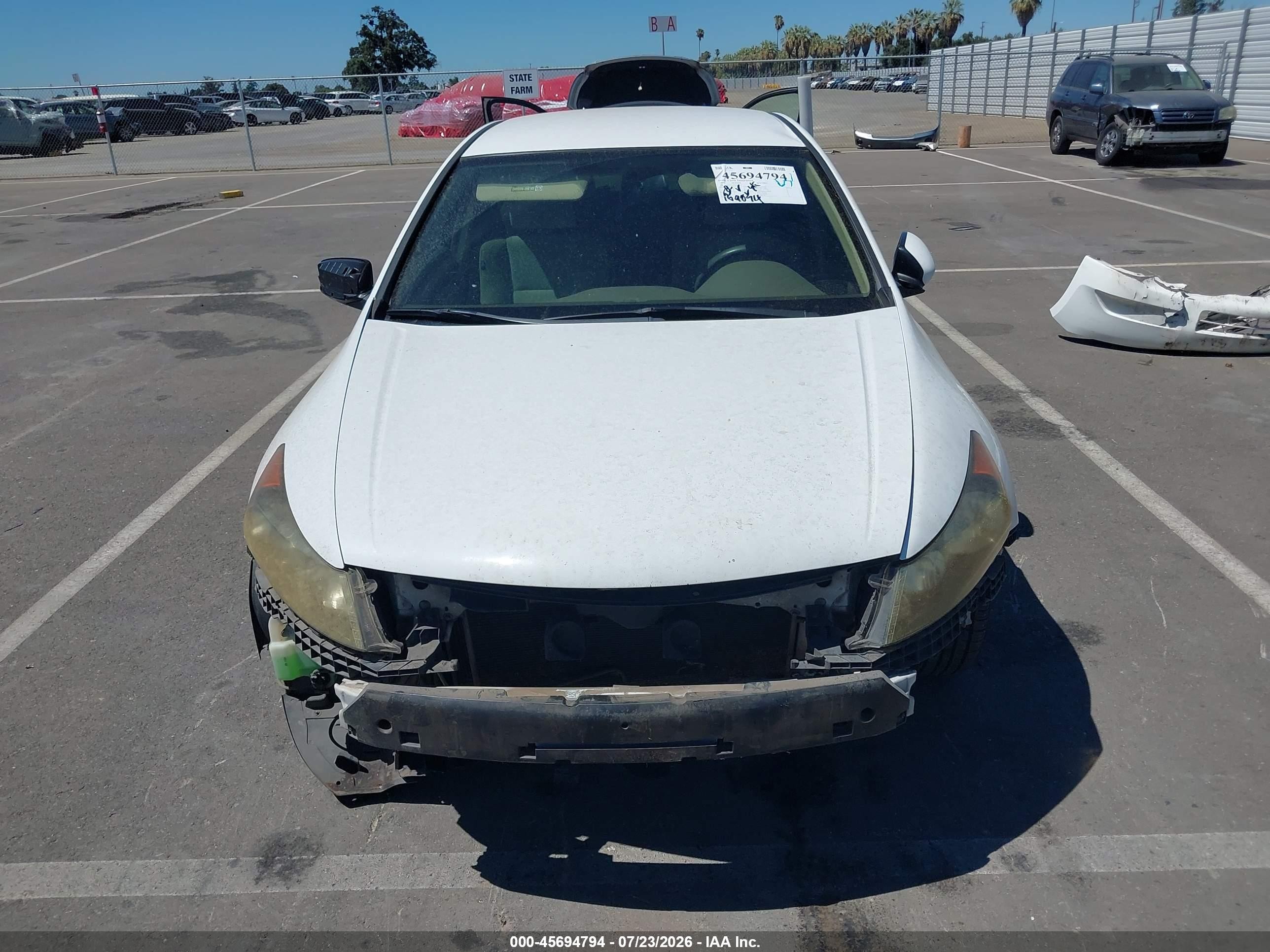 2009 Honda Accord 2.4 Lx White vin: 1HGCP26309A012101