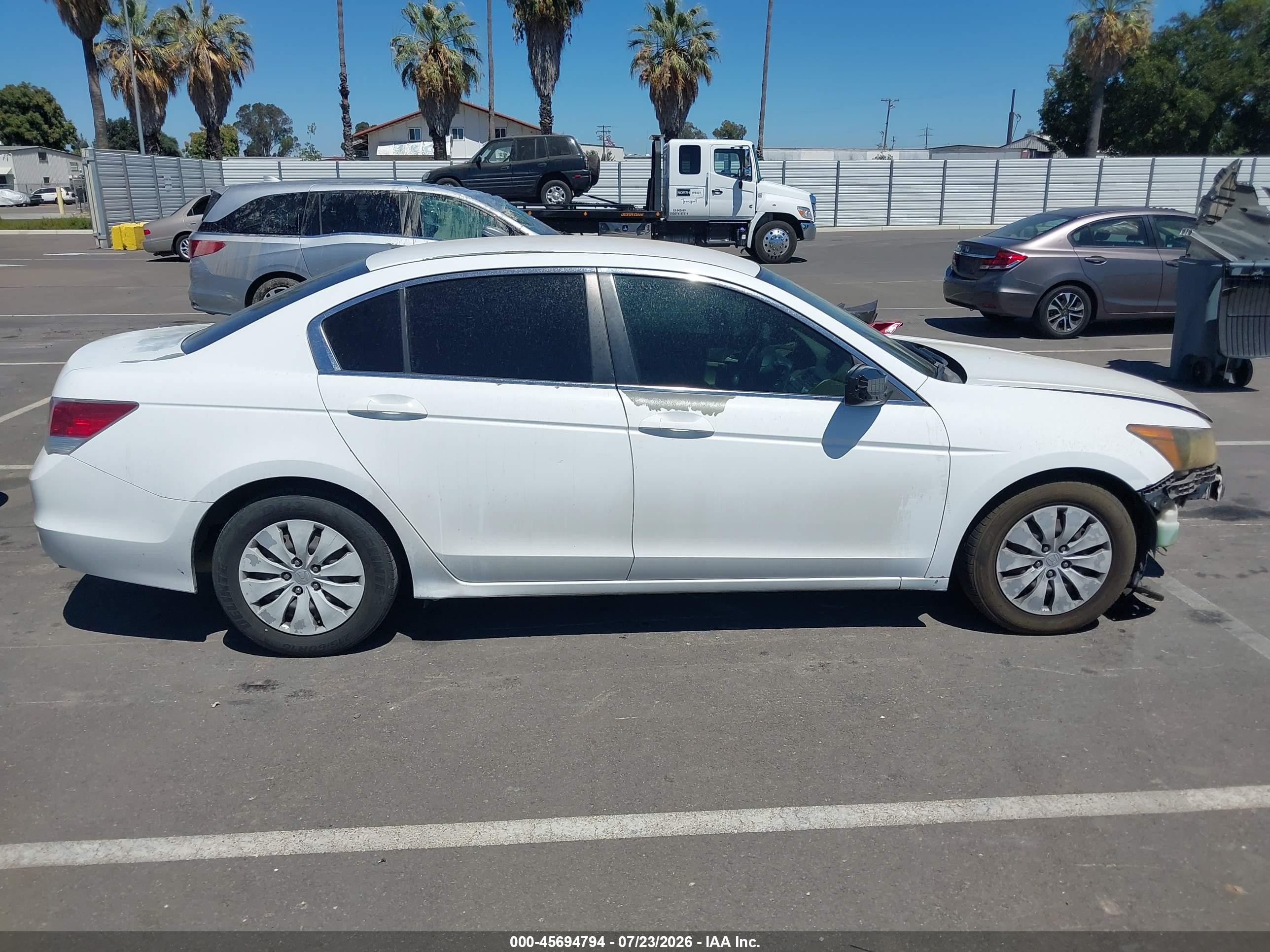 2009 Honda Accord 2.4 Lx White vin: 1HGCP26309A012101