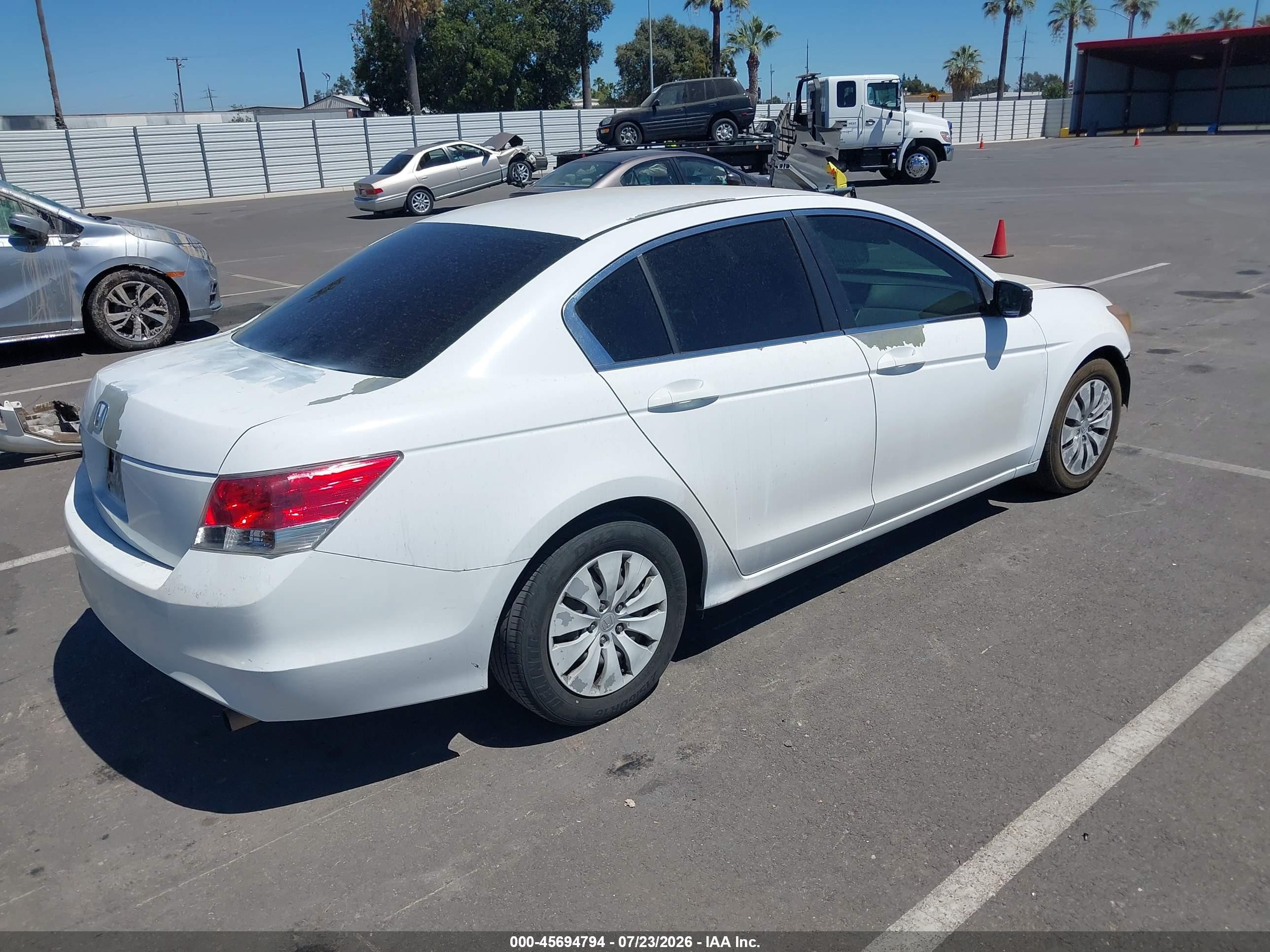 2009 Honda Accord 2.4 Lx White vin: 1HGCP26309A012101