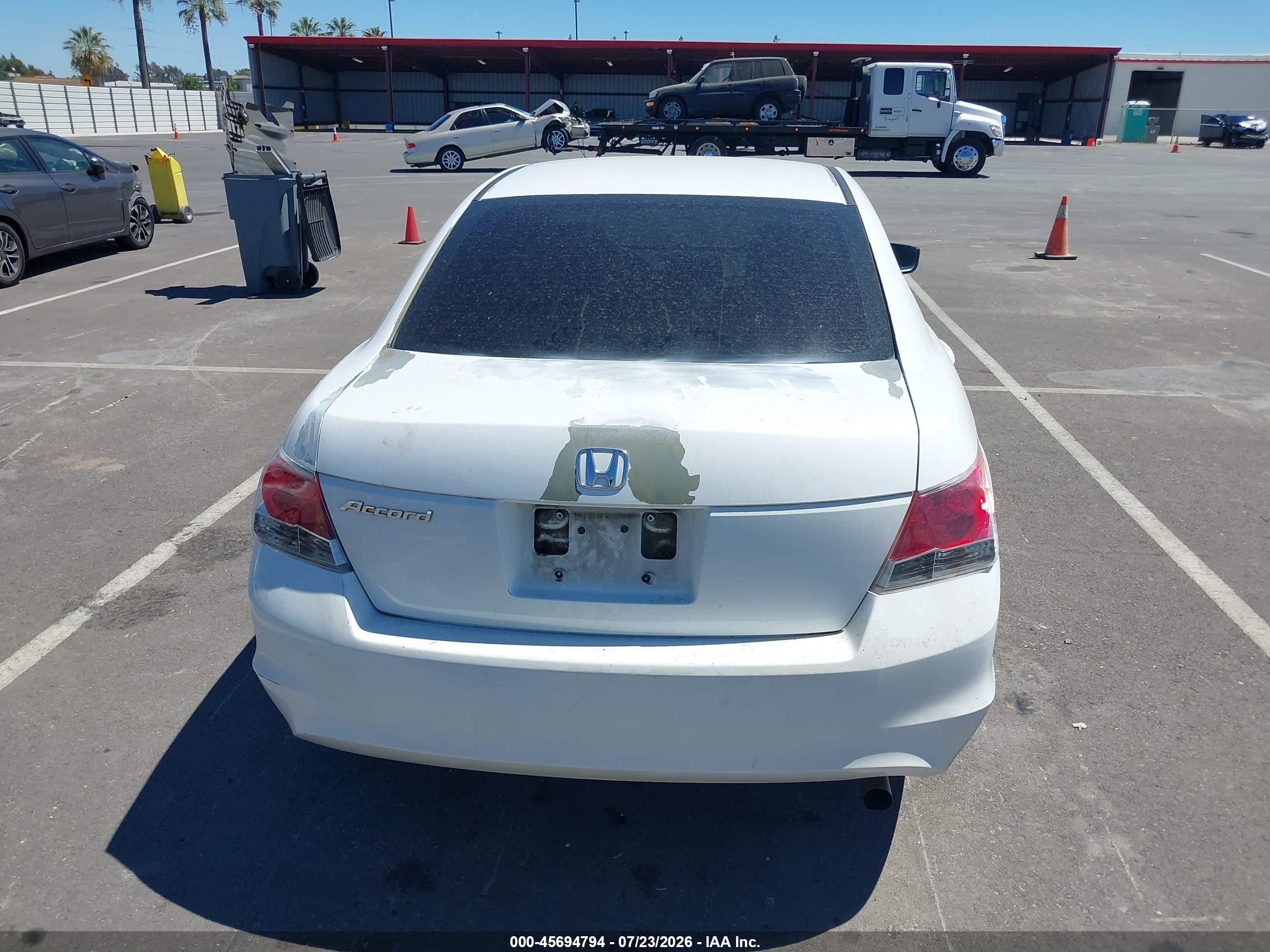 2009 Honda Accord 2.4 Lx White vin: 1HGCP26309A012101