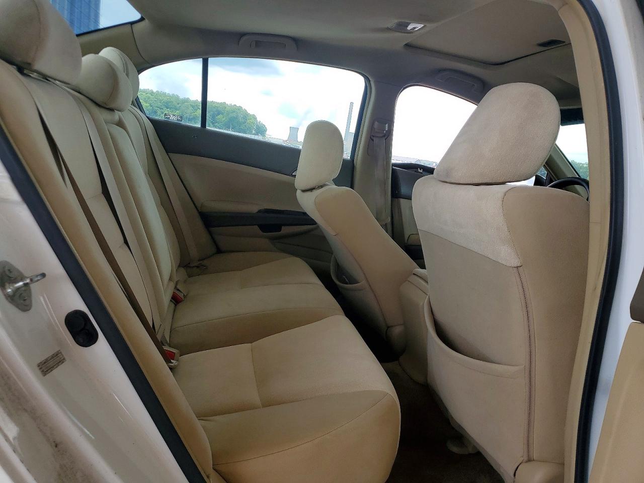 2009 Honda Accord Lx White vin: 1HGCP26309A093763