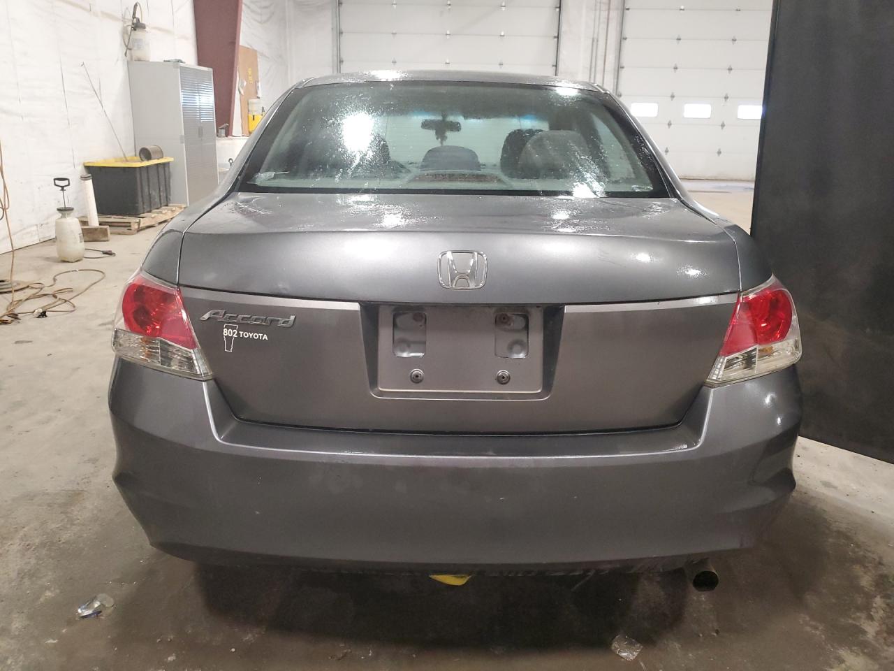 2009 Honda Accord Lx Gray vin: 1HGCP26309A131928 Damage: Rear Bumper, Chipped, 3