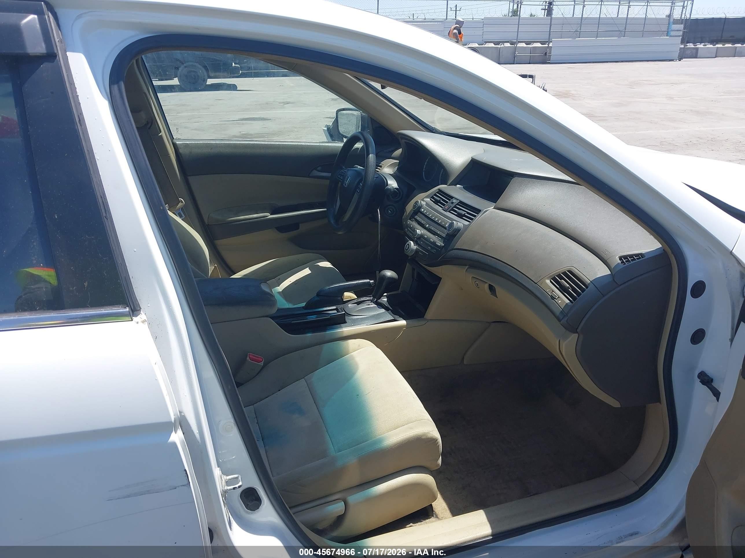 2009 Honda Accord 2.4 Lx White vin: 1HGCP26309A148938