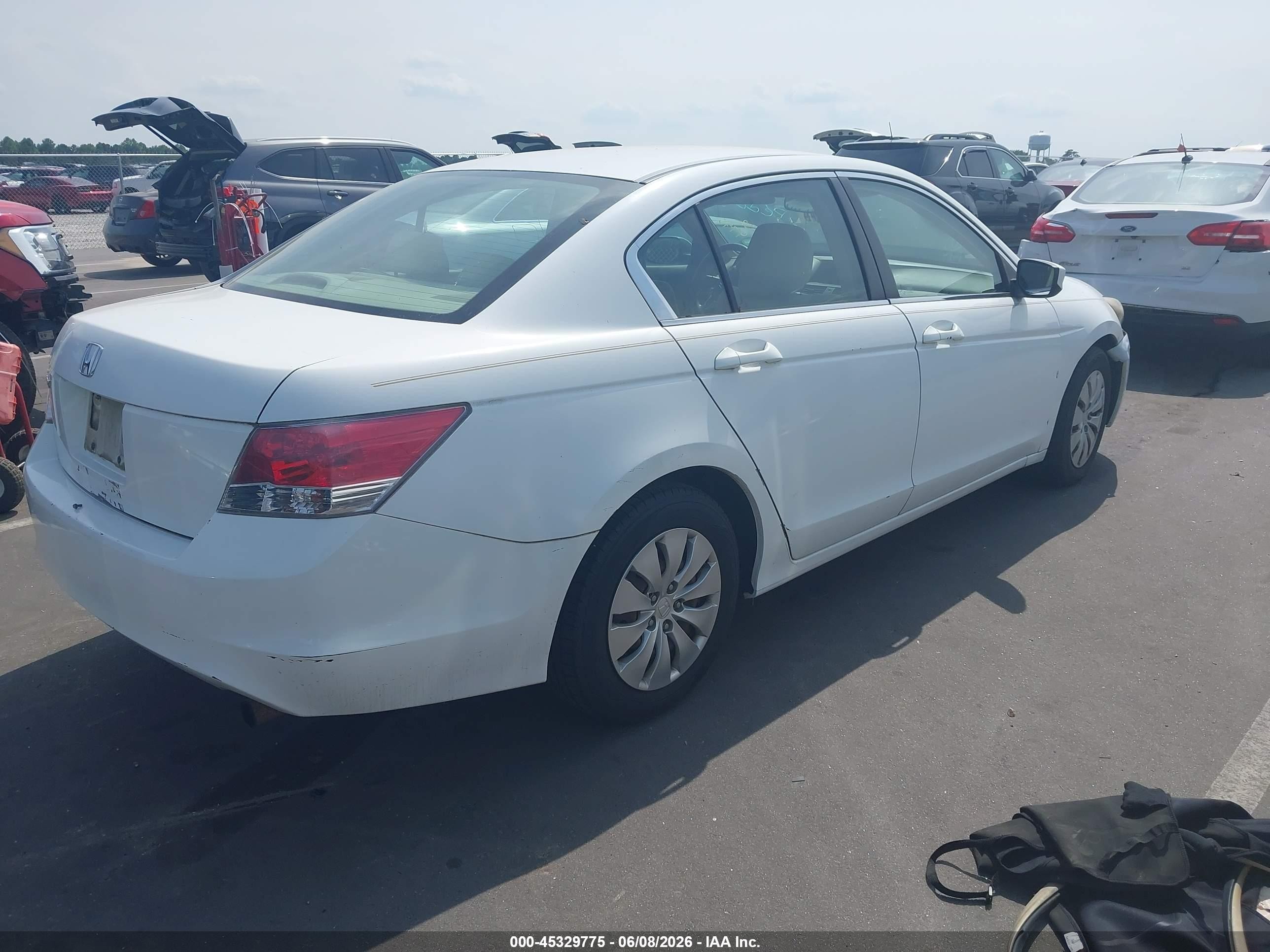 2008 Honda Accord 2.4 Lx Белый vin: 1HGCP26318A029813
