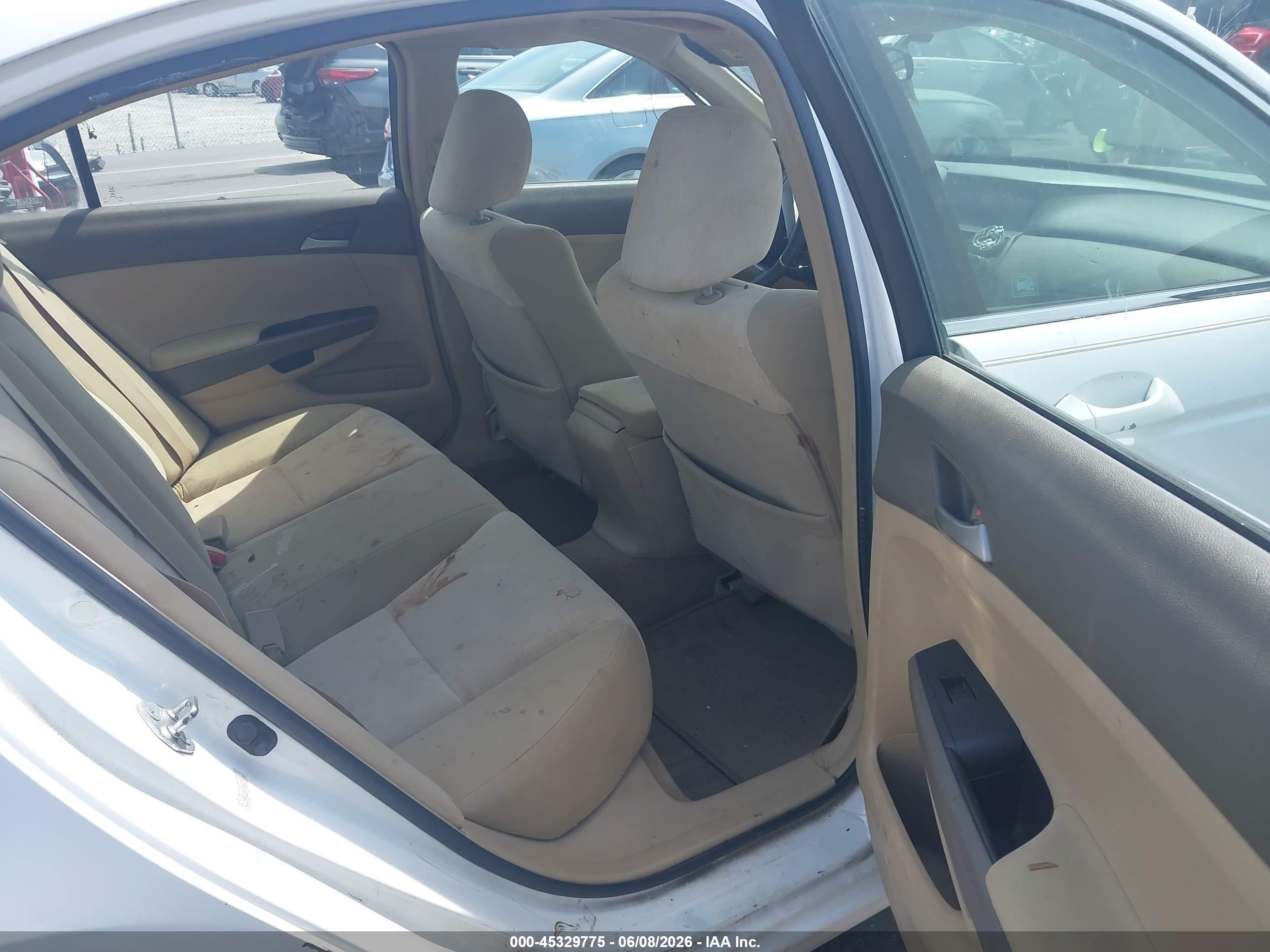 2008 Honda Accord 2.4 Lx Белый vin: 1HGCP26318A029813