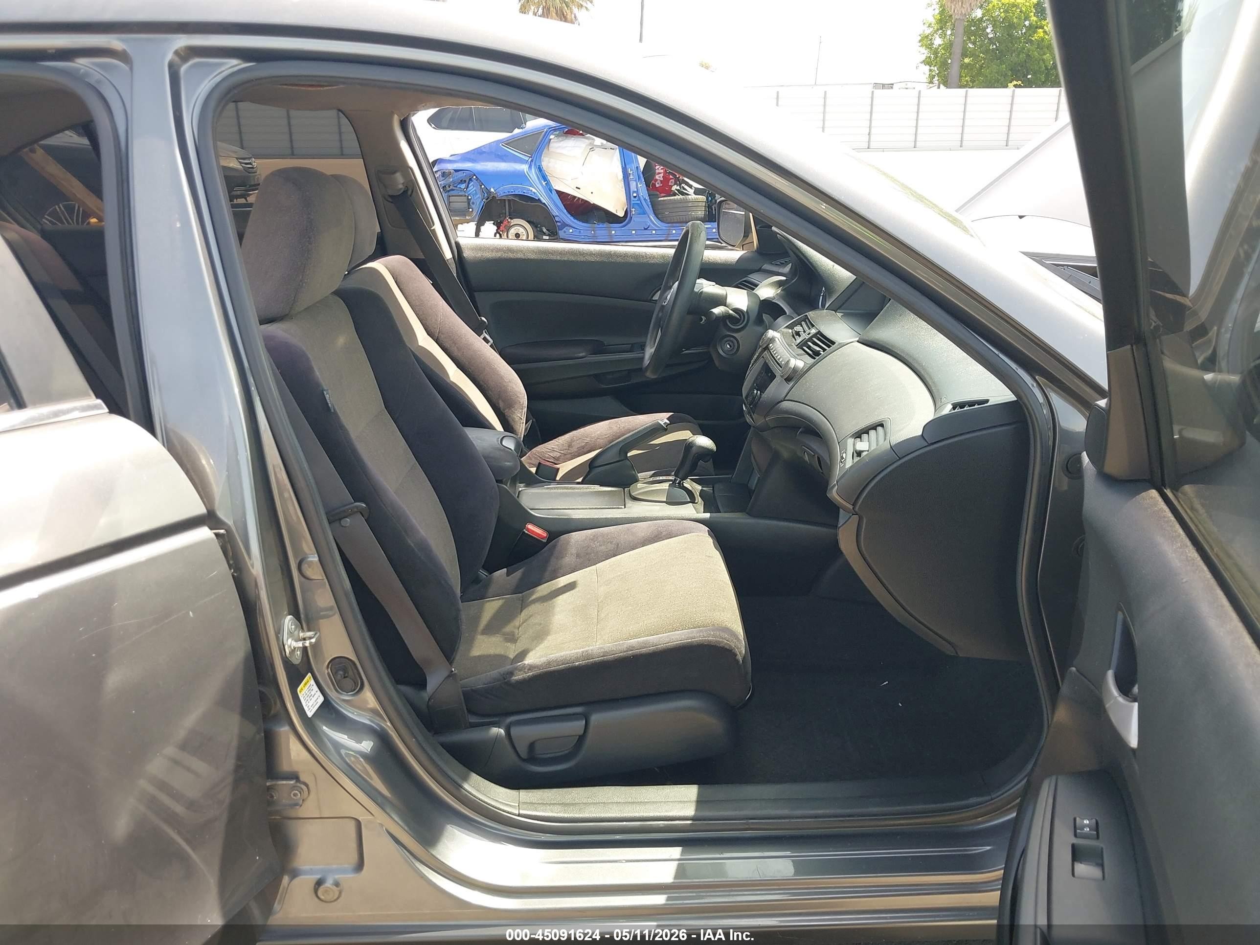 2008 Honda Accord 2.4 Lx Gray vin: 1HGCP26318A050452