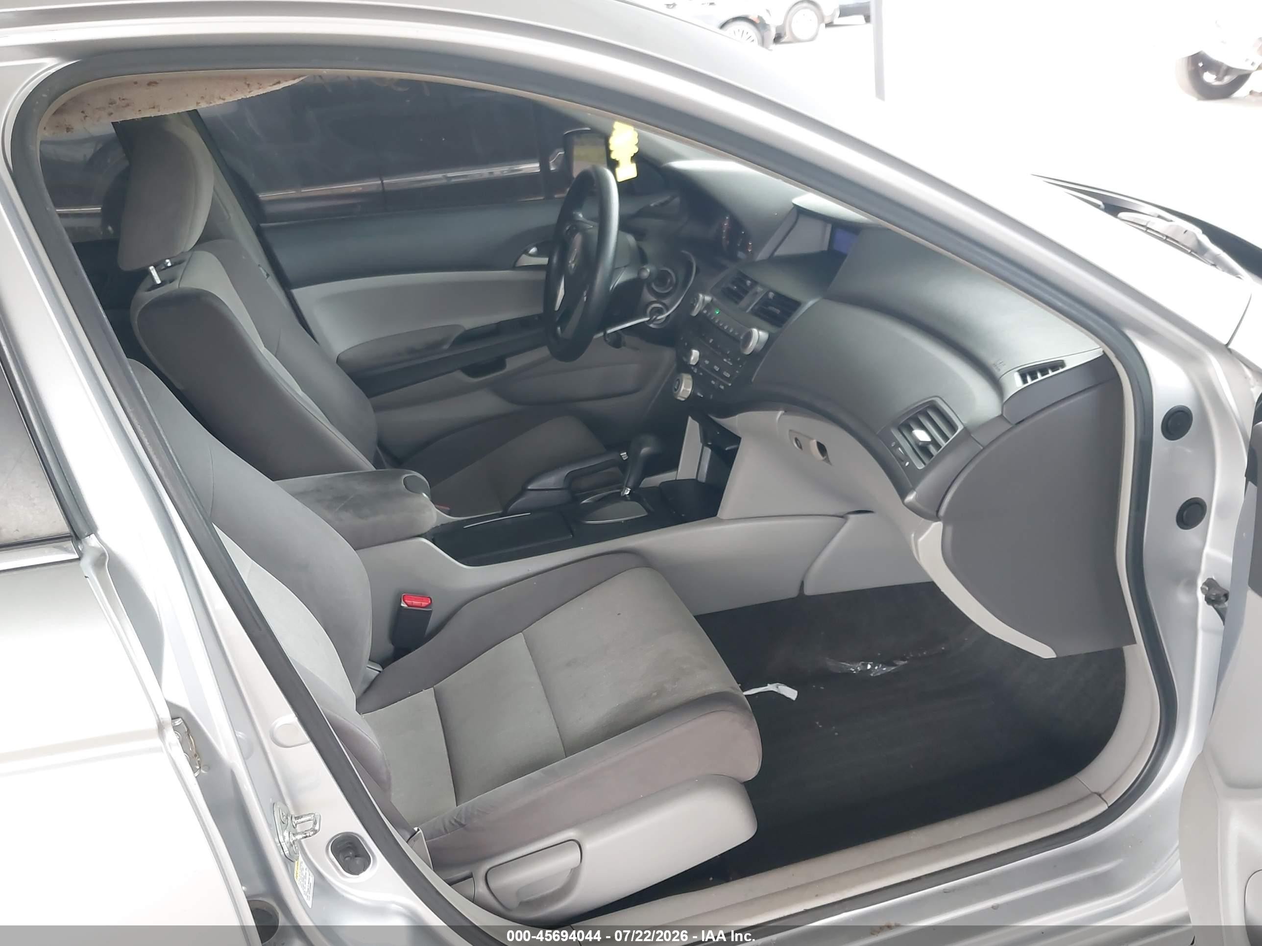 2008 Honda Accord 2.4 Lx Silver vin: 1HGCP26318A140779