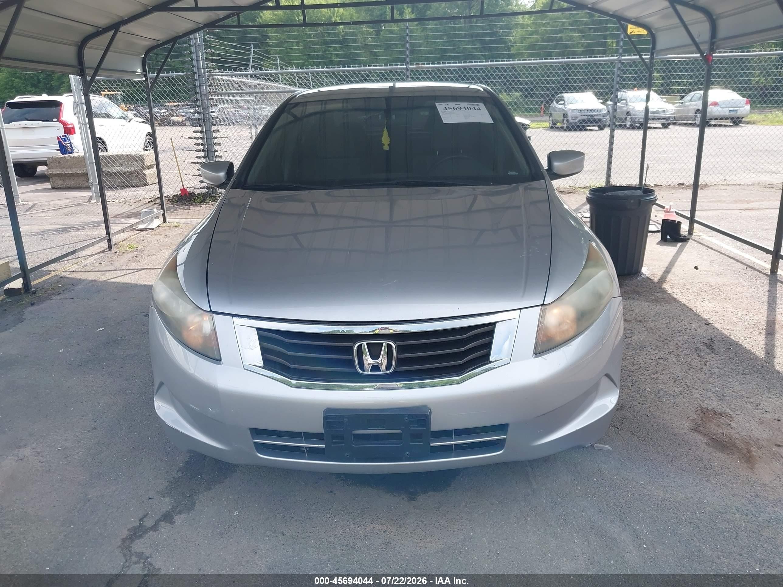 2008 Honda Accord 2.4 Lx Silver vin: 1HGCP26318A140779