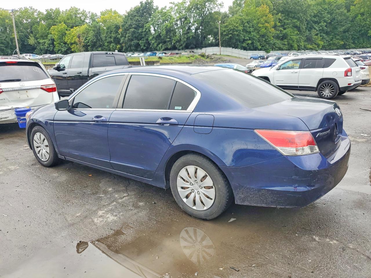 2008 Honda Accord Lx Blue vin: 1HGCP26318A149367