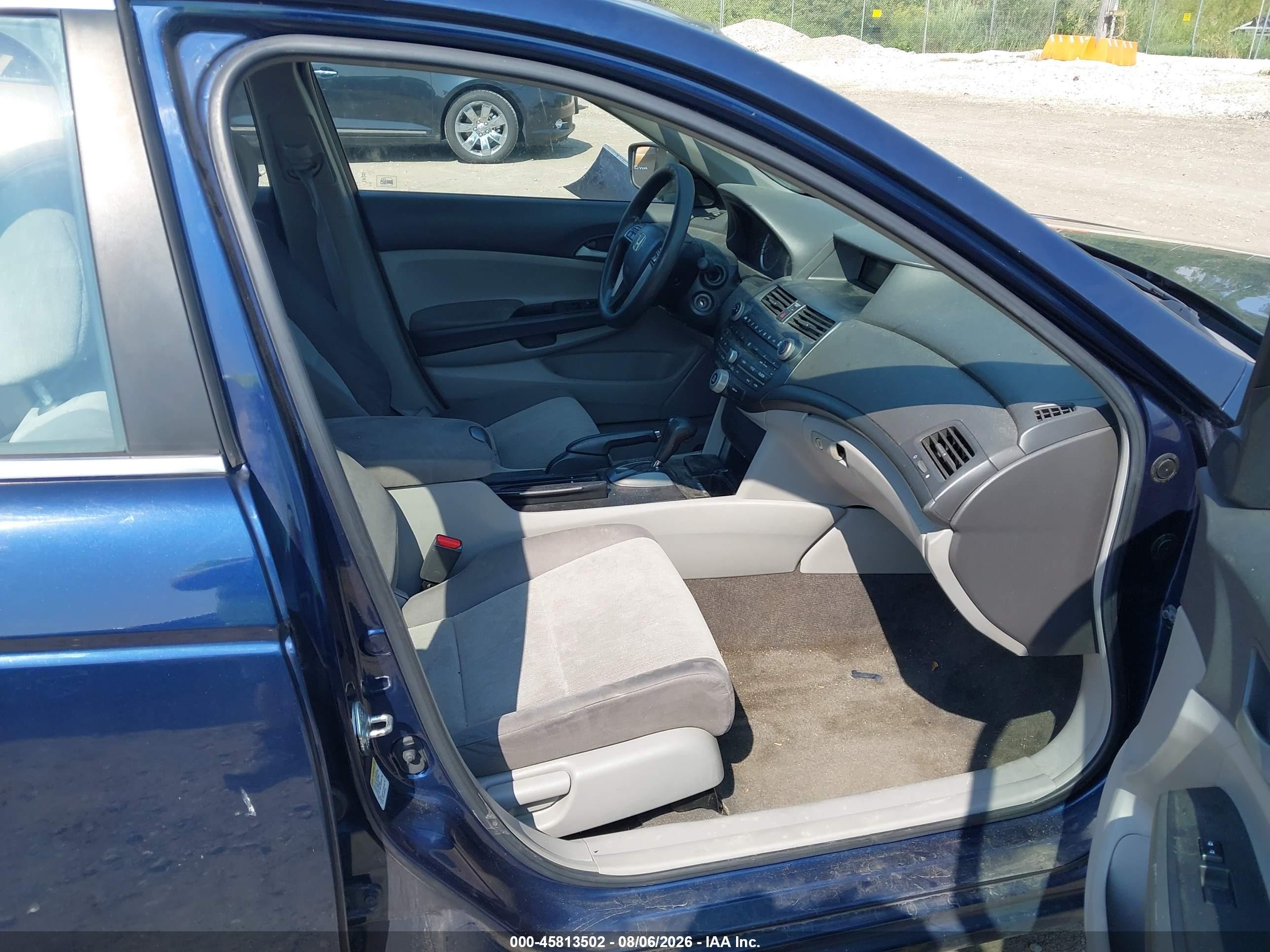 2009 Honda Accord 2.4 Lx Blue vin: 1HGCP26319A011300