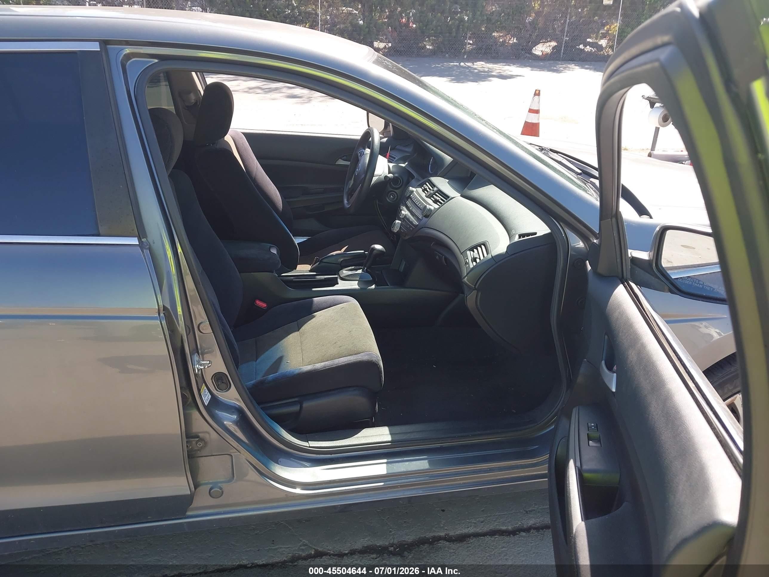 2009 Honda Accord 2.4 Lx Gray vin: 1HGCP26319A077149