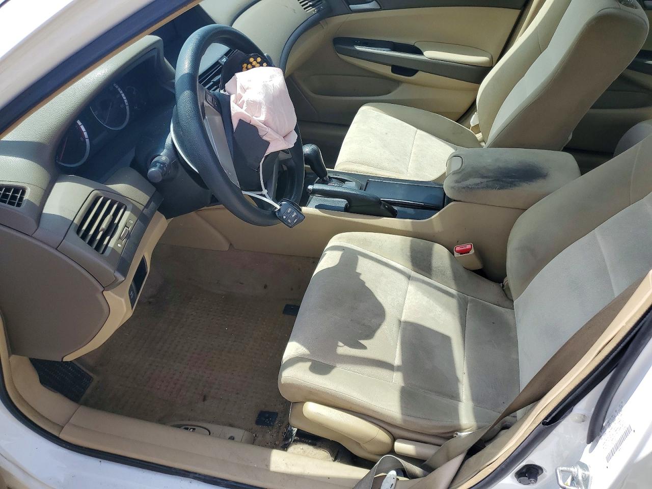 2009 Honda Accord Lx White vin: 1HGCP26319A114815