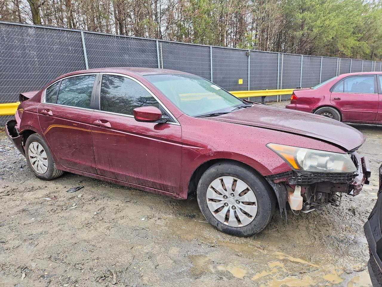 2009 Honda Accord Lx Burgundy vin: 1HGCP26319A160063