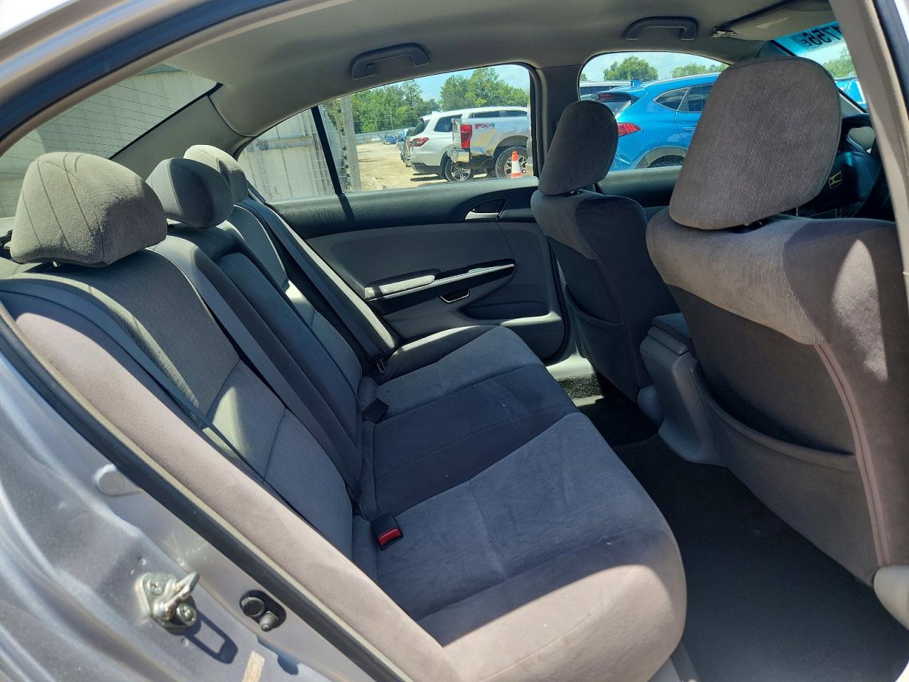 2008 Honda Accord Lx Silver vin: 1HGCP26328A001339
