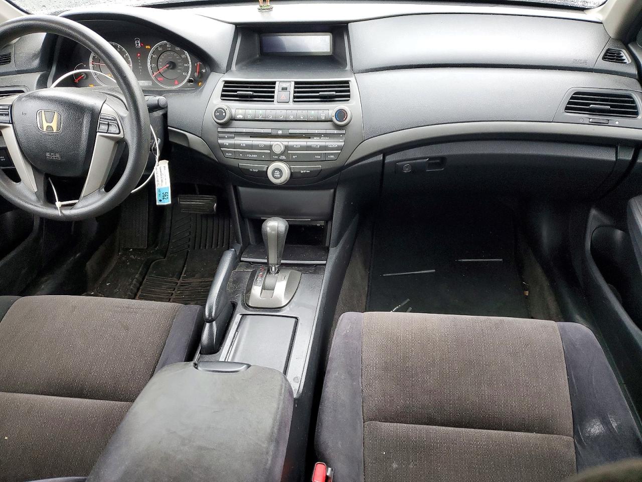 2008 Honda Accord Lx Silver vin: 1HGCP26328A010235