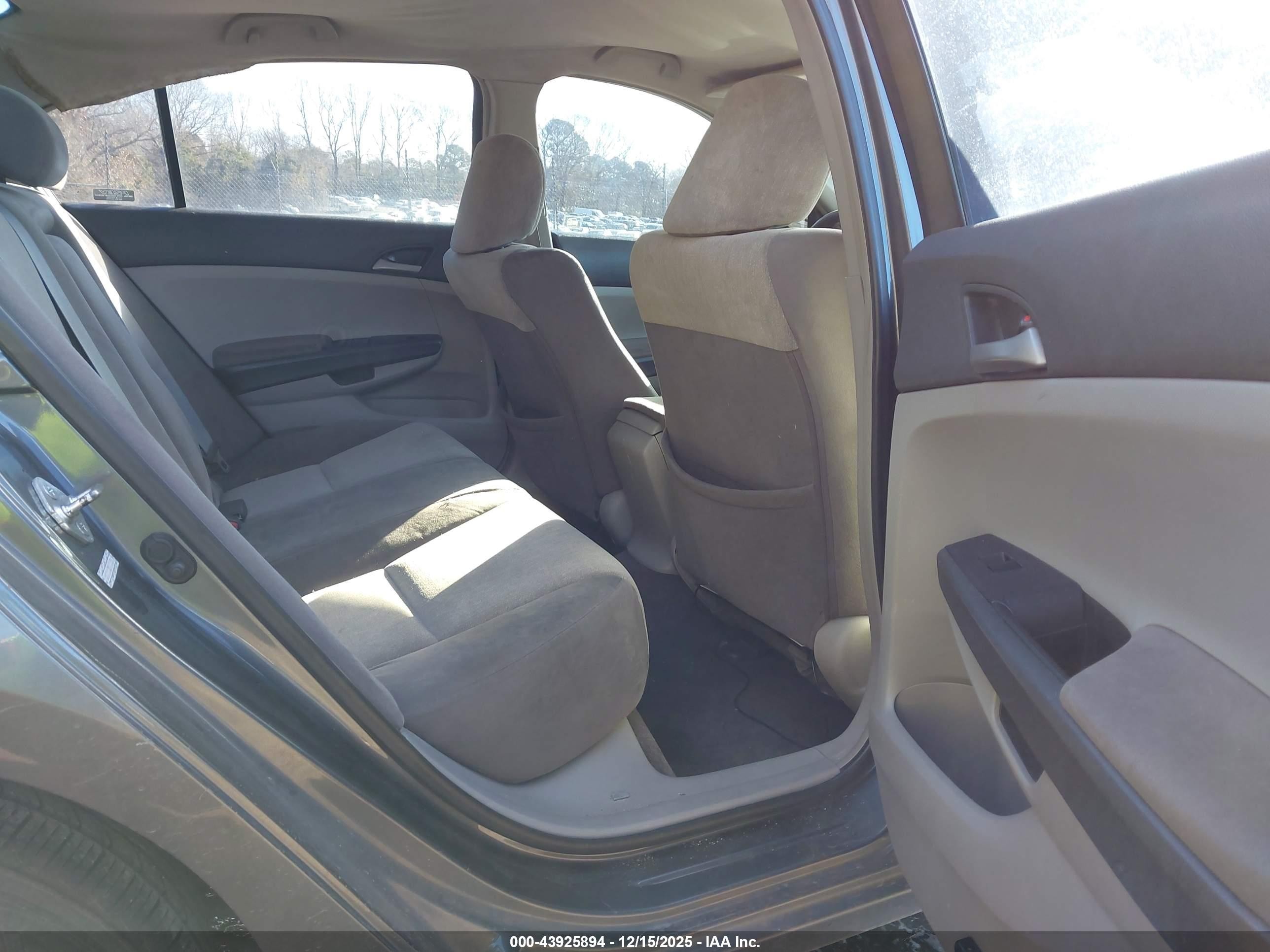 2009 Honda Accord 2.4 Lx Gray vin: 1HGCP26329A001326