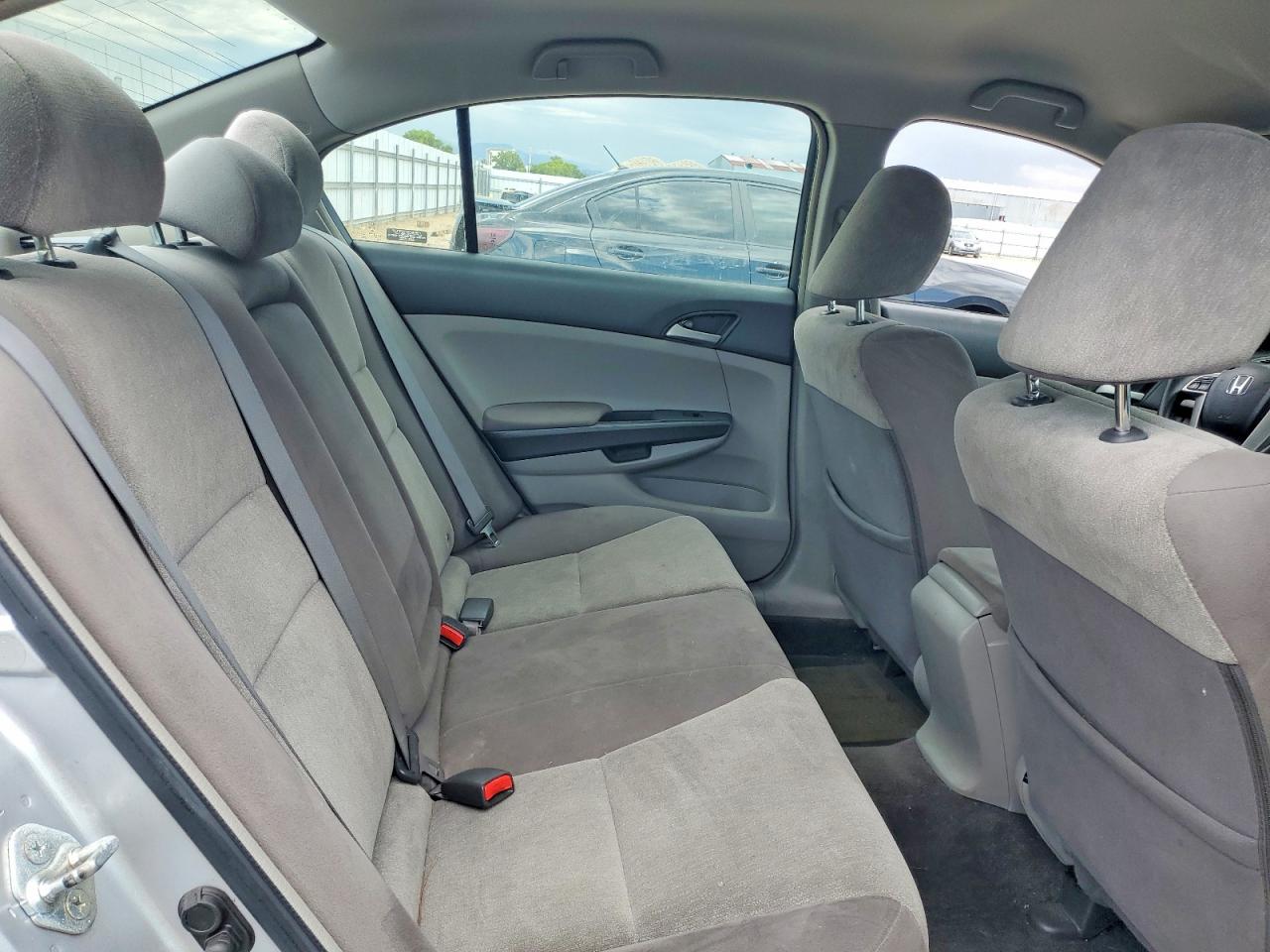 2009 Honda Accord Lx Серебряный vin: 1HGCP26329A169645