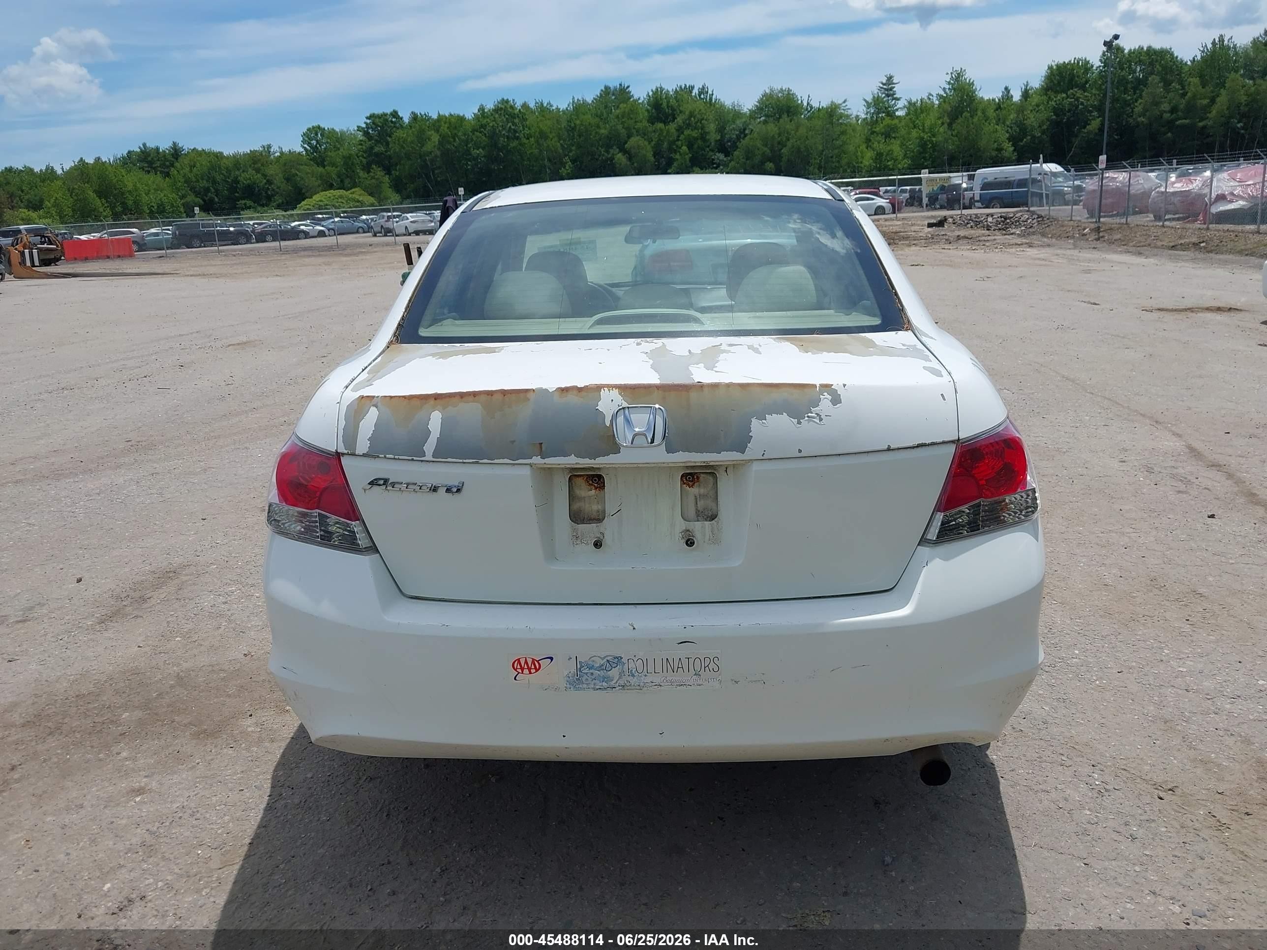 2009 Honda Accord 2.4 Lx Белый vin: 1HGCP26329A173890