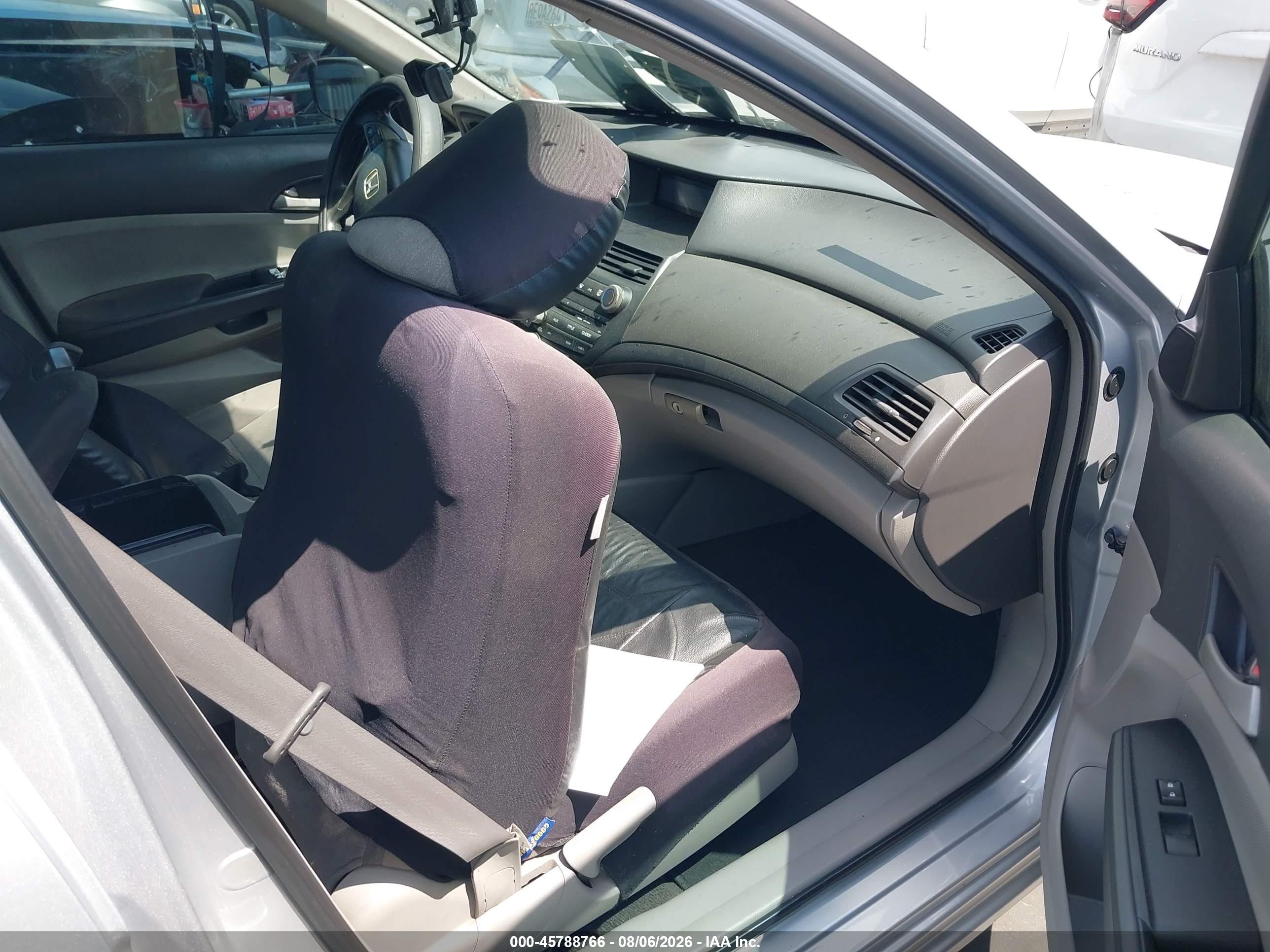 2009 Honda Accord 2.4 Lx Серебряный vin: 1HGCP26329A188034